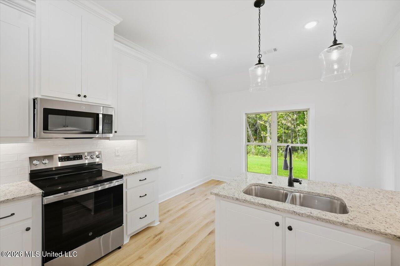 147 Stapleton Drive Property Photo 11