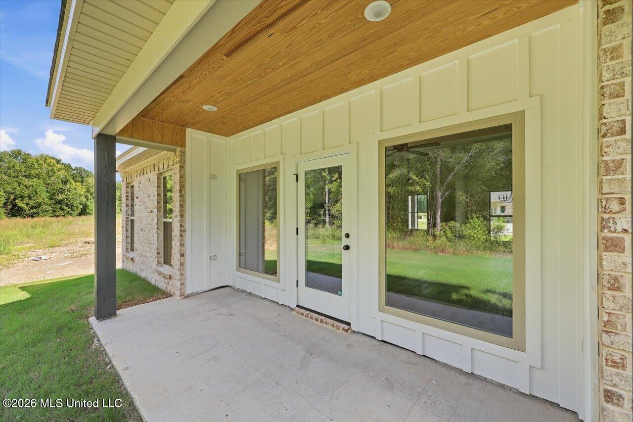 147 Stapleton Drive Property Photo 30