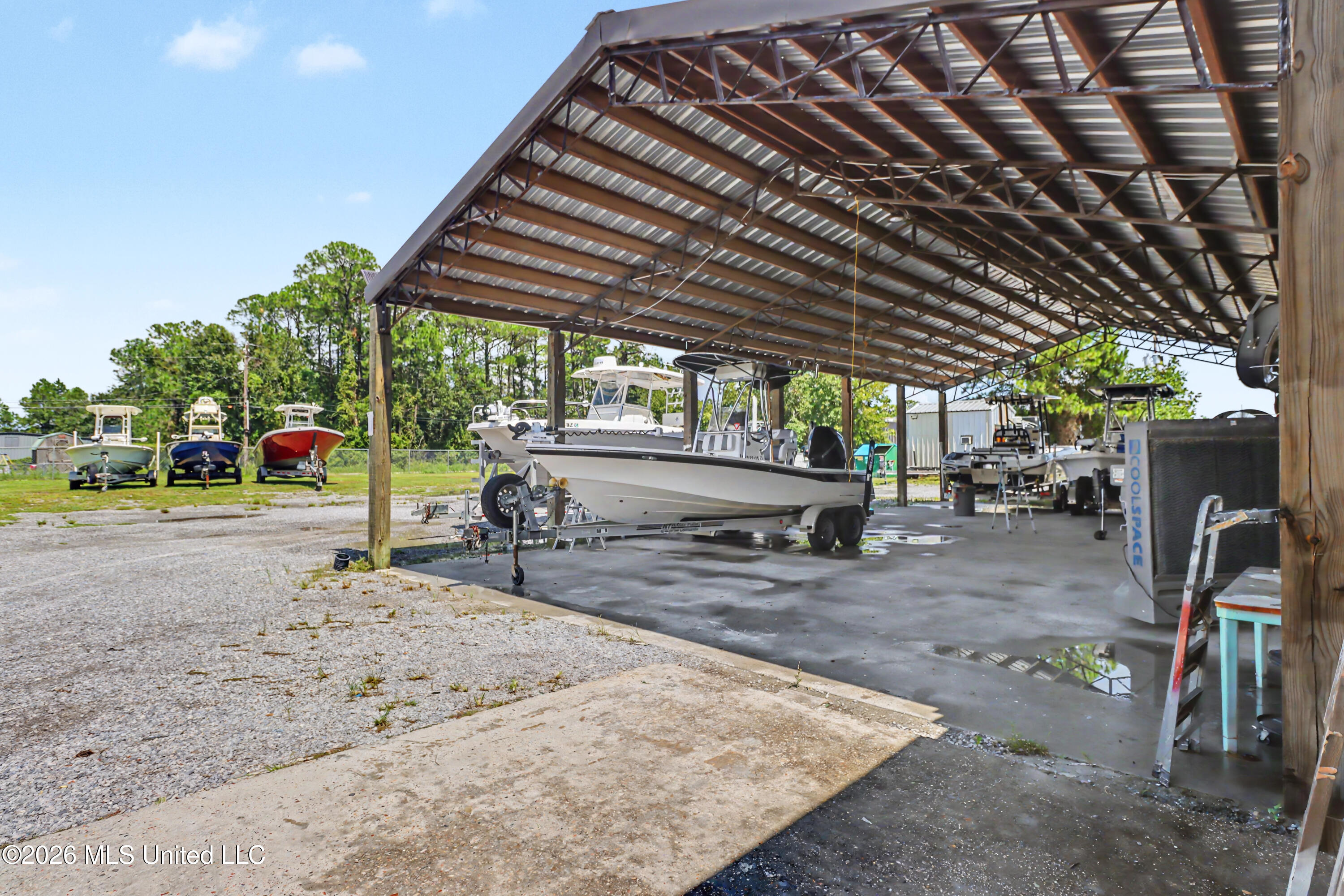 9008 Mclaurin Street Property Photo 12