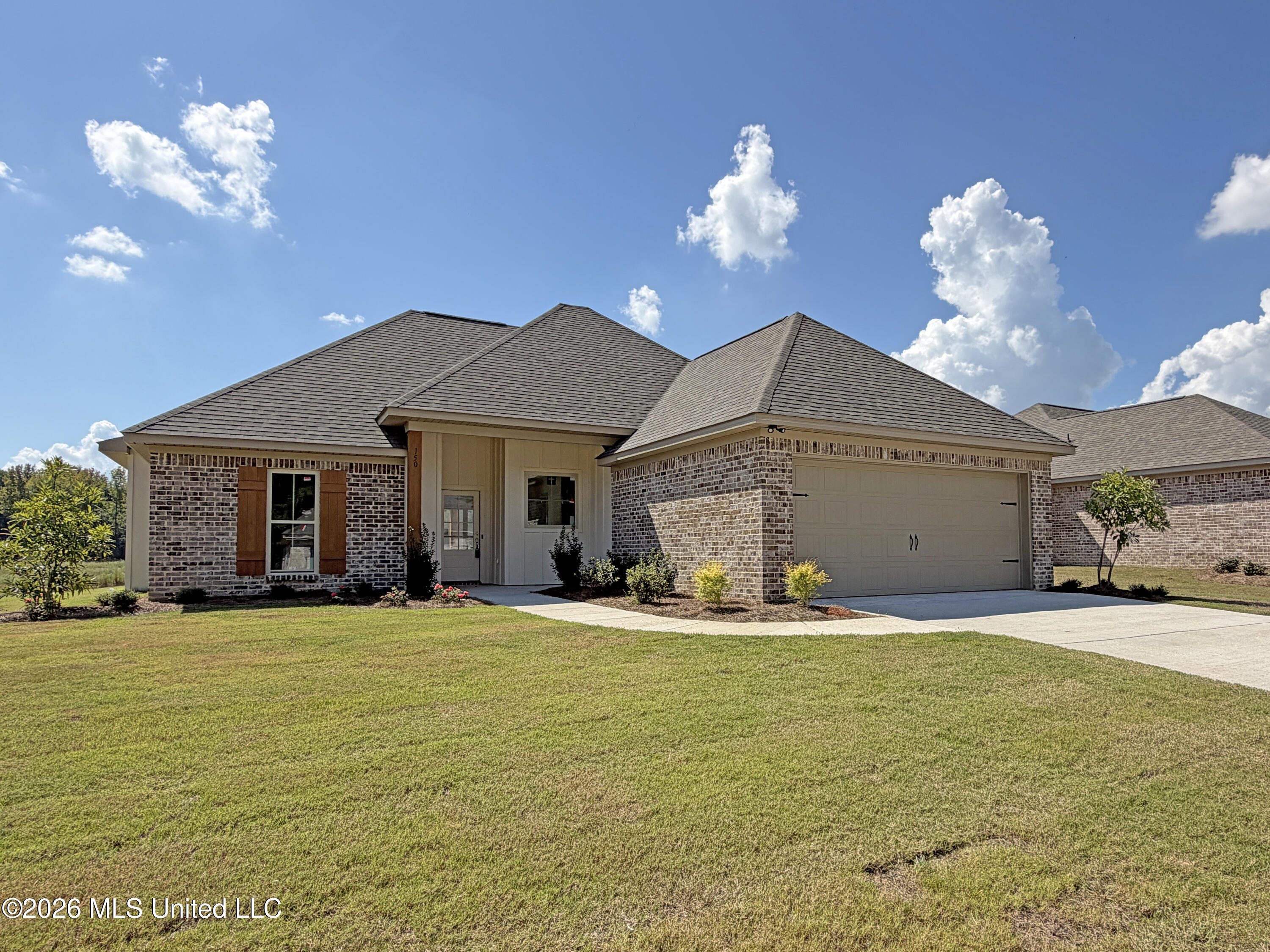 150 Stapleton Drive Property Photo 1