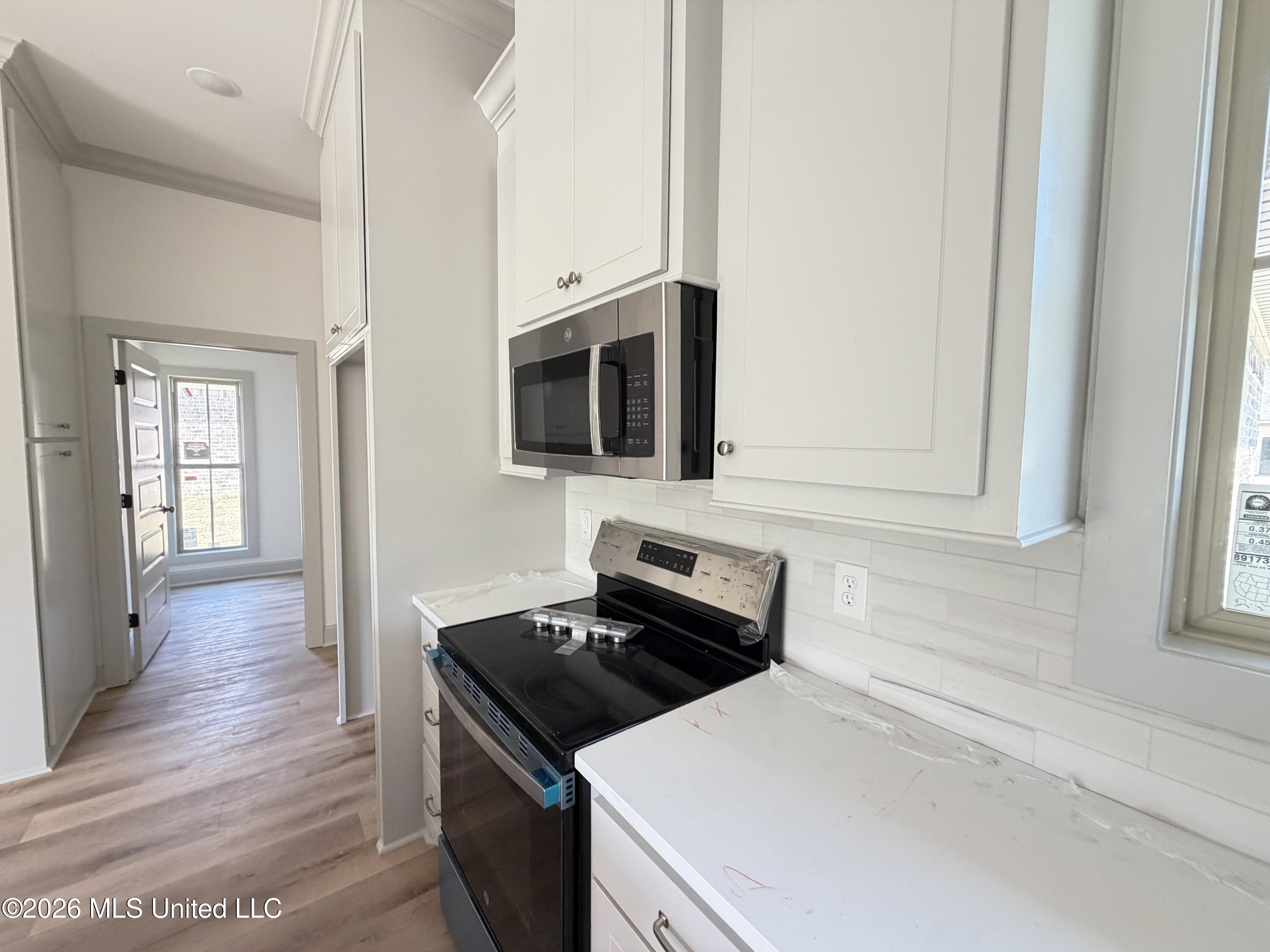 150 Stapleton Drive Property Photo 9