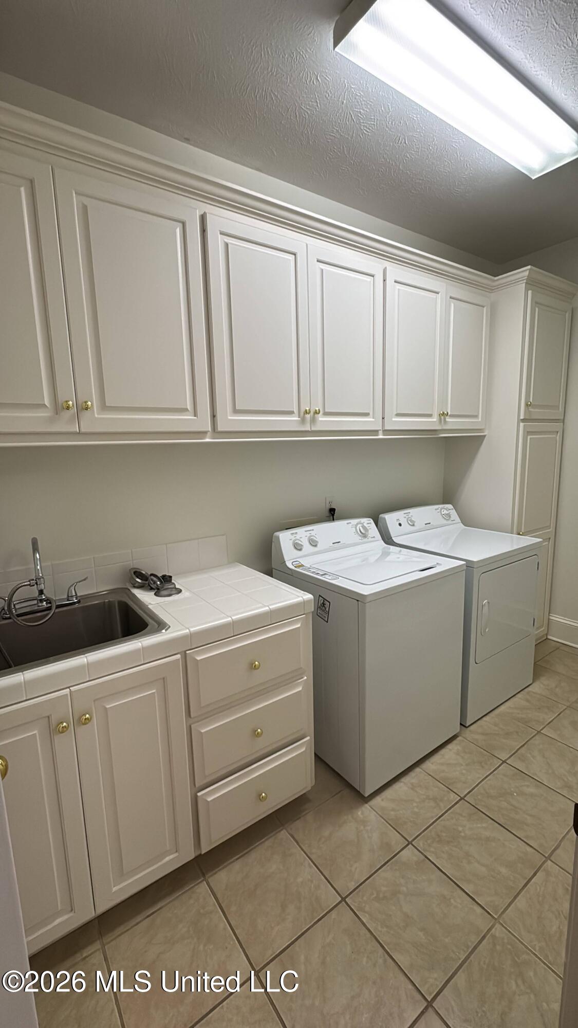306 Colony Ridge Court Property Photo 6