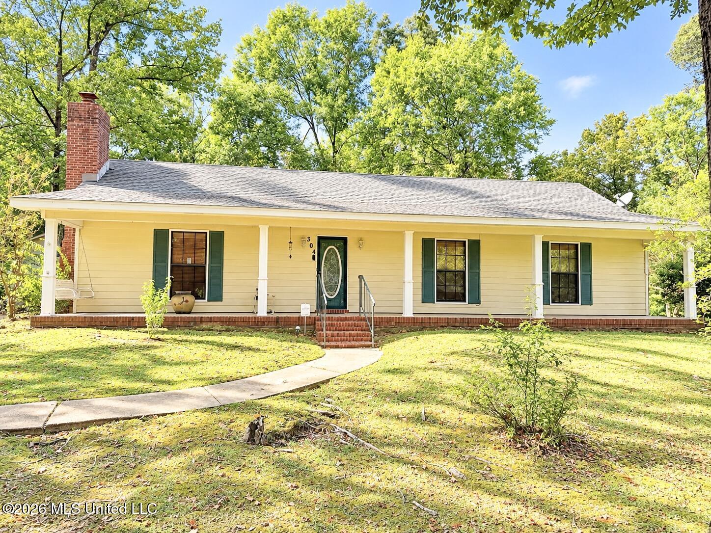 304 Pebblecreek Road Property Photo 1