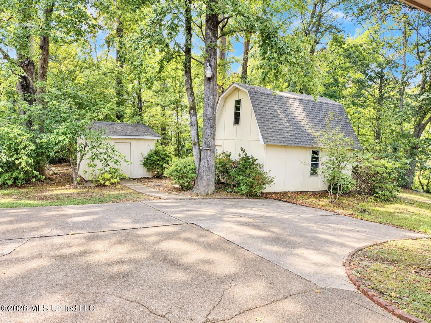 304 Pebblecreek Road Property Photo 10
