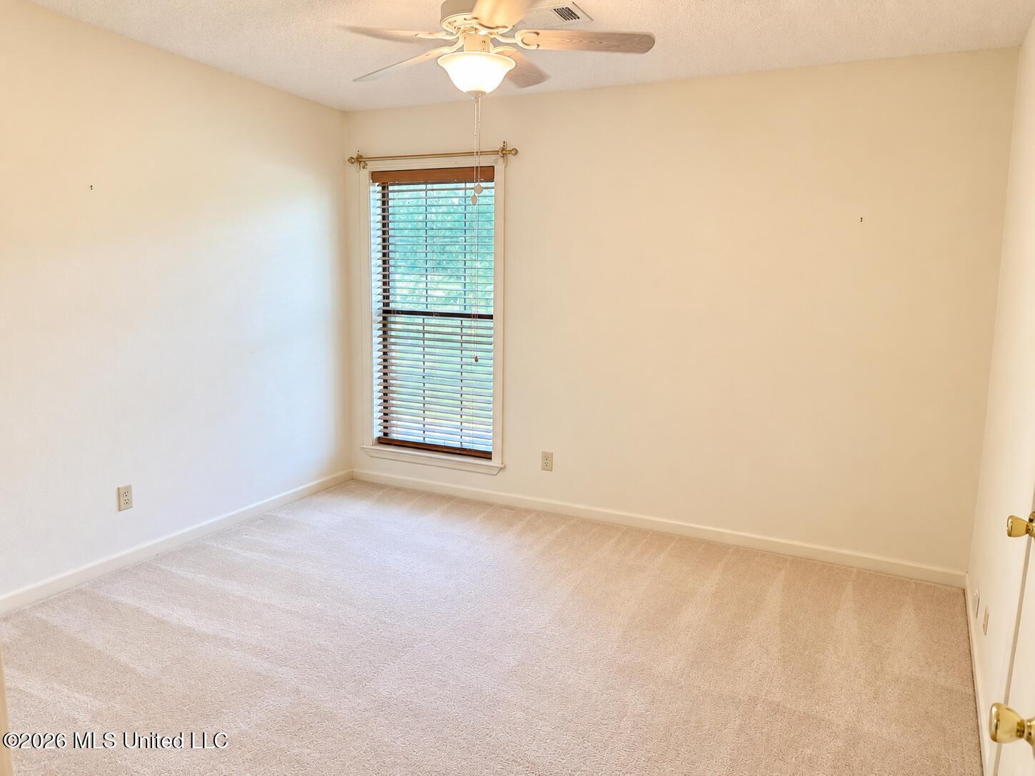 304 Pebblecreek Road Property Photo 24