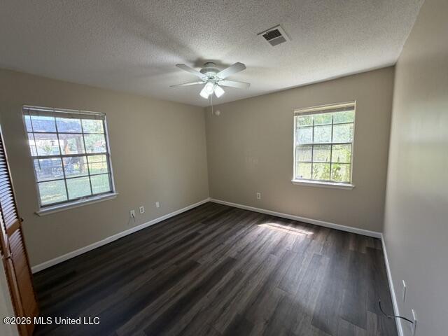 2136 Baywood Drive Property Photo 11