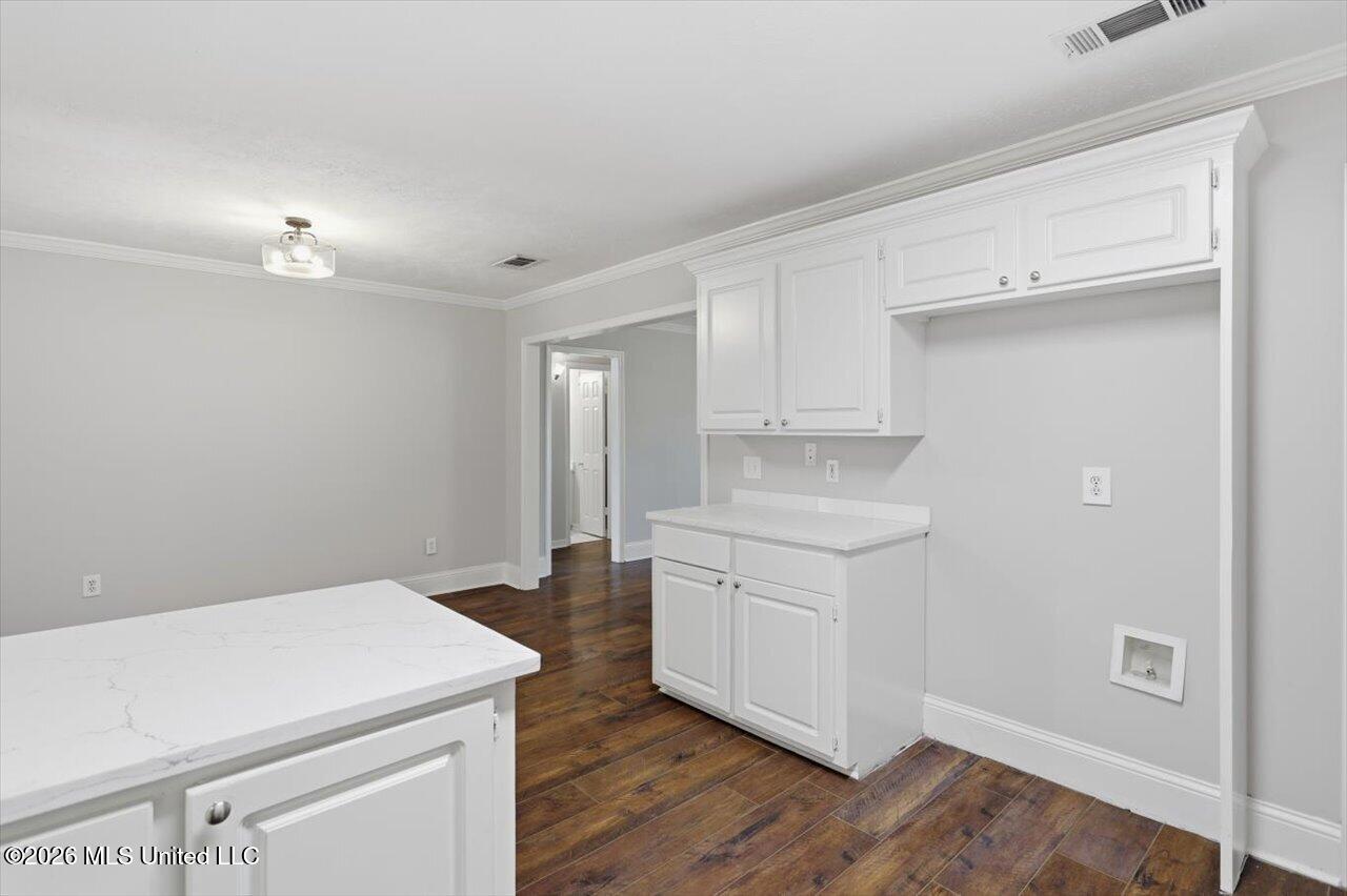 102 Harvest Cove Property Photo 7