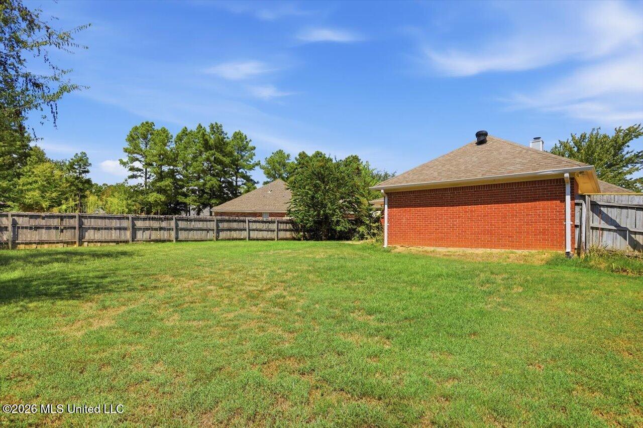 102 Harvest Cove Property Photo 22