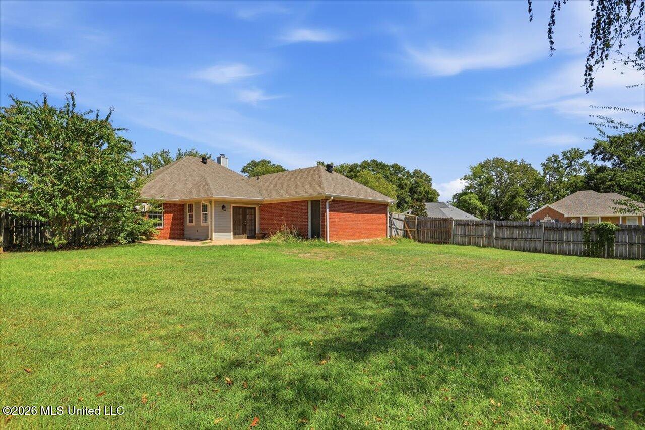102 Harvest Cove Property Photo 23