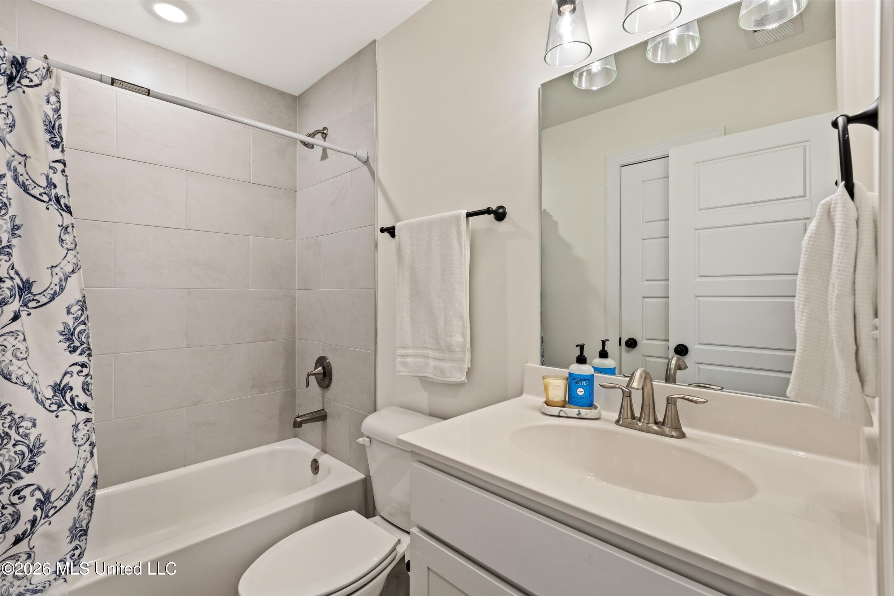 5304 Douglas Drive Property Photo 19