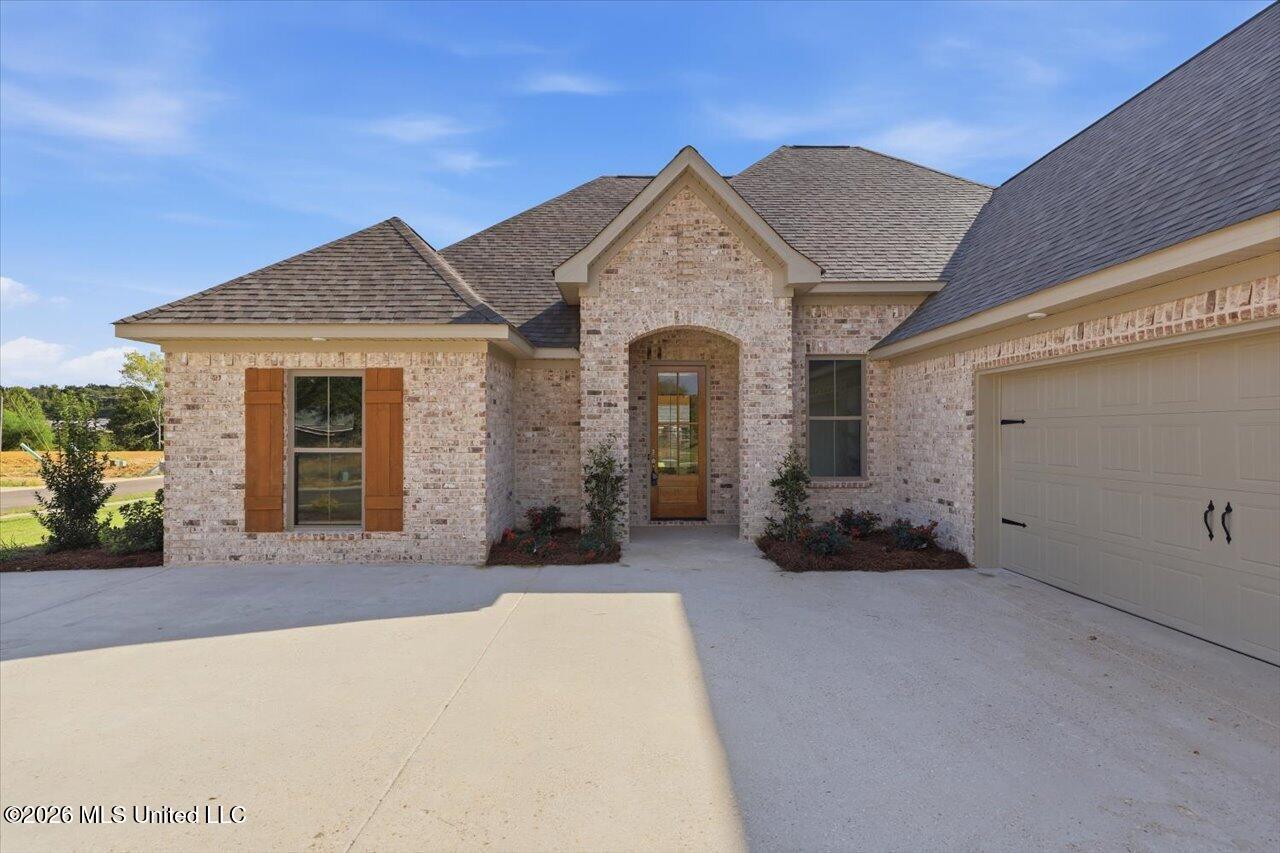 311 Brookfield Circle Property Photo 5