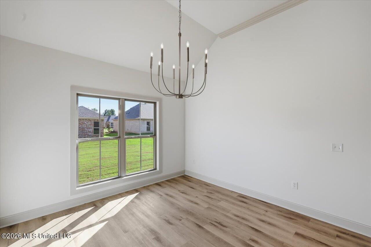 311 Brookfield Circle Property Photo 16