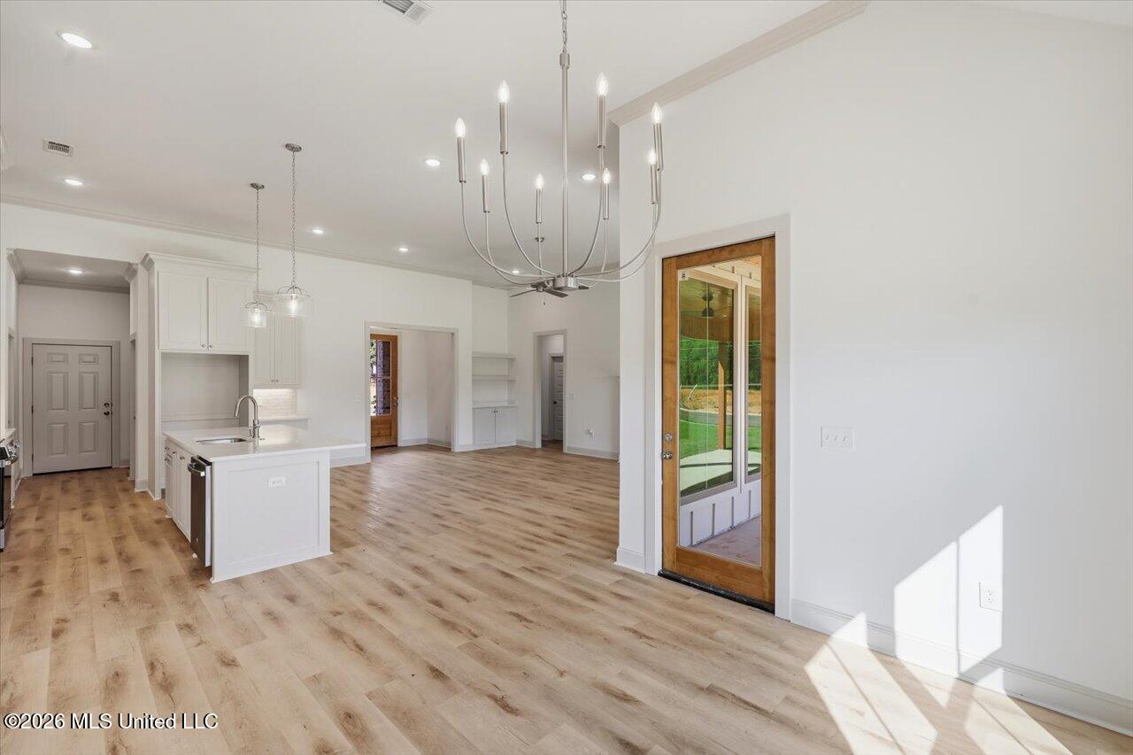311 Brookfield Circle Property Photo 17