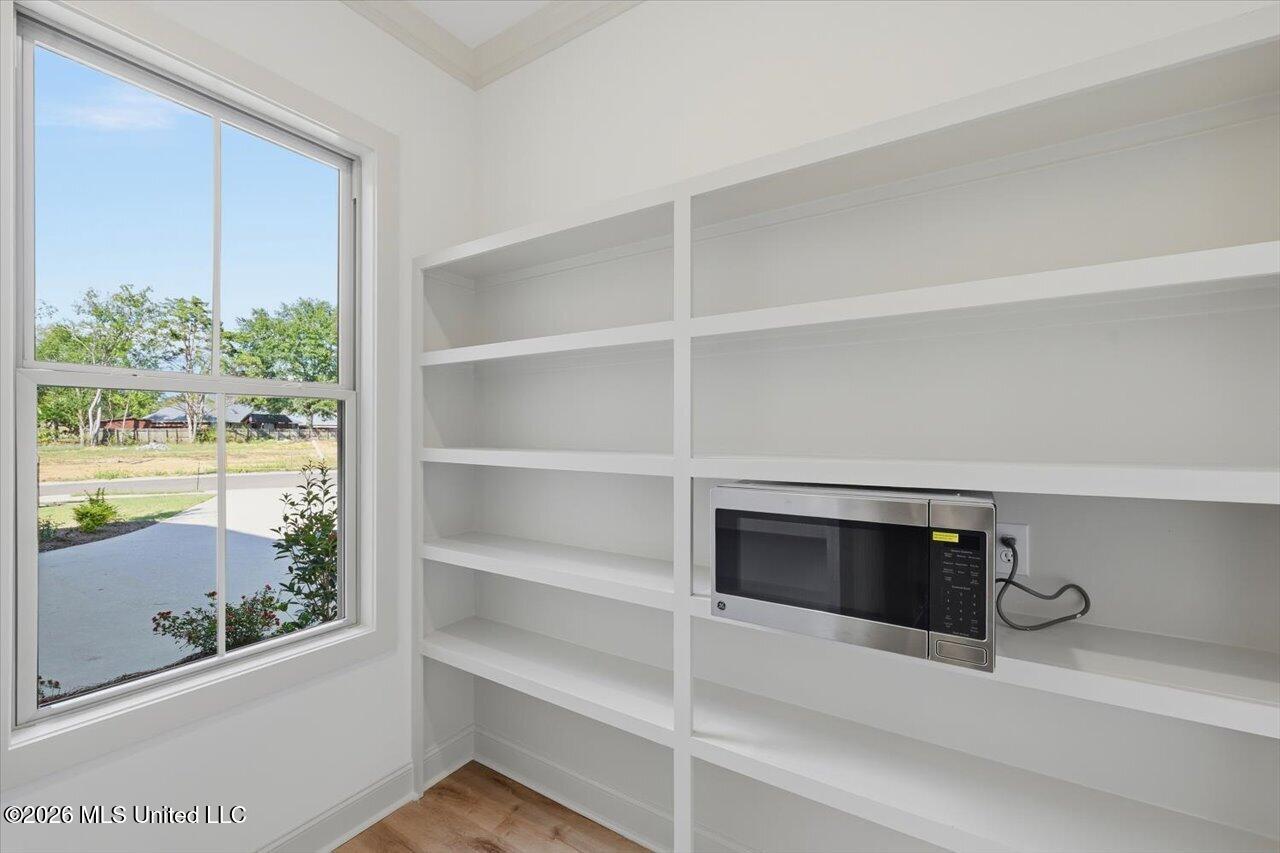 311 Brookfield Circle Property Photo 18