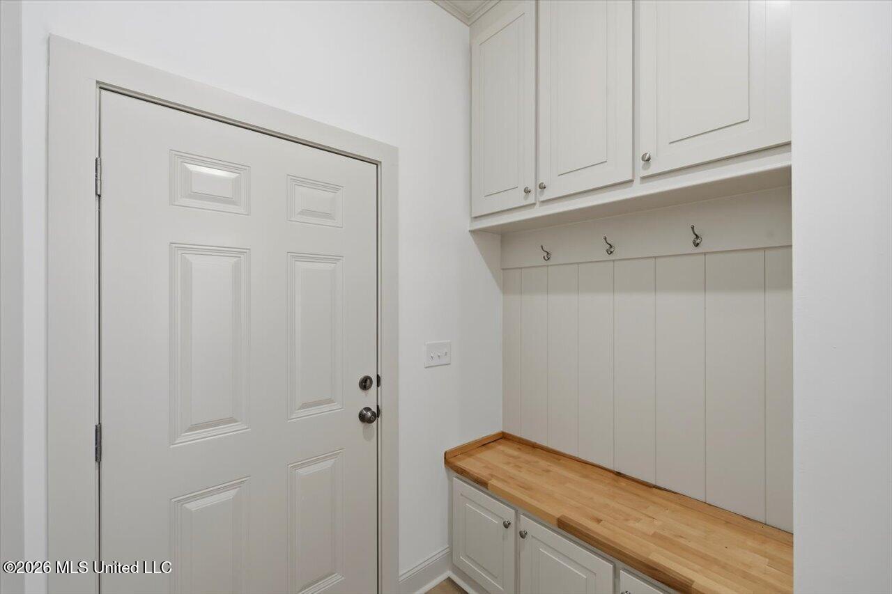 311 Brookfield Circle Property Photo 20