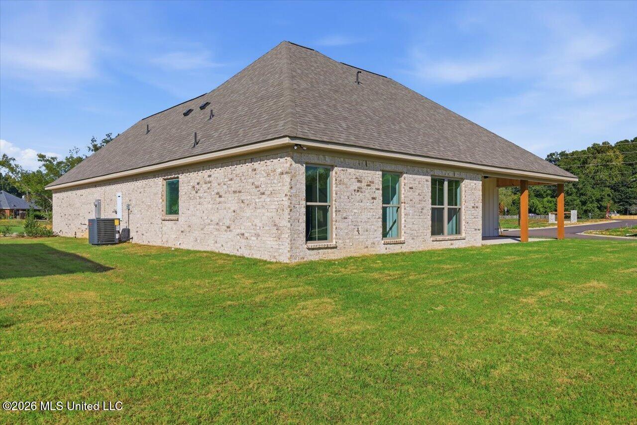 311 Brookfield Circle Property Photo 35