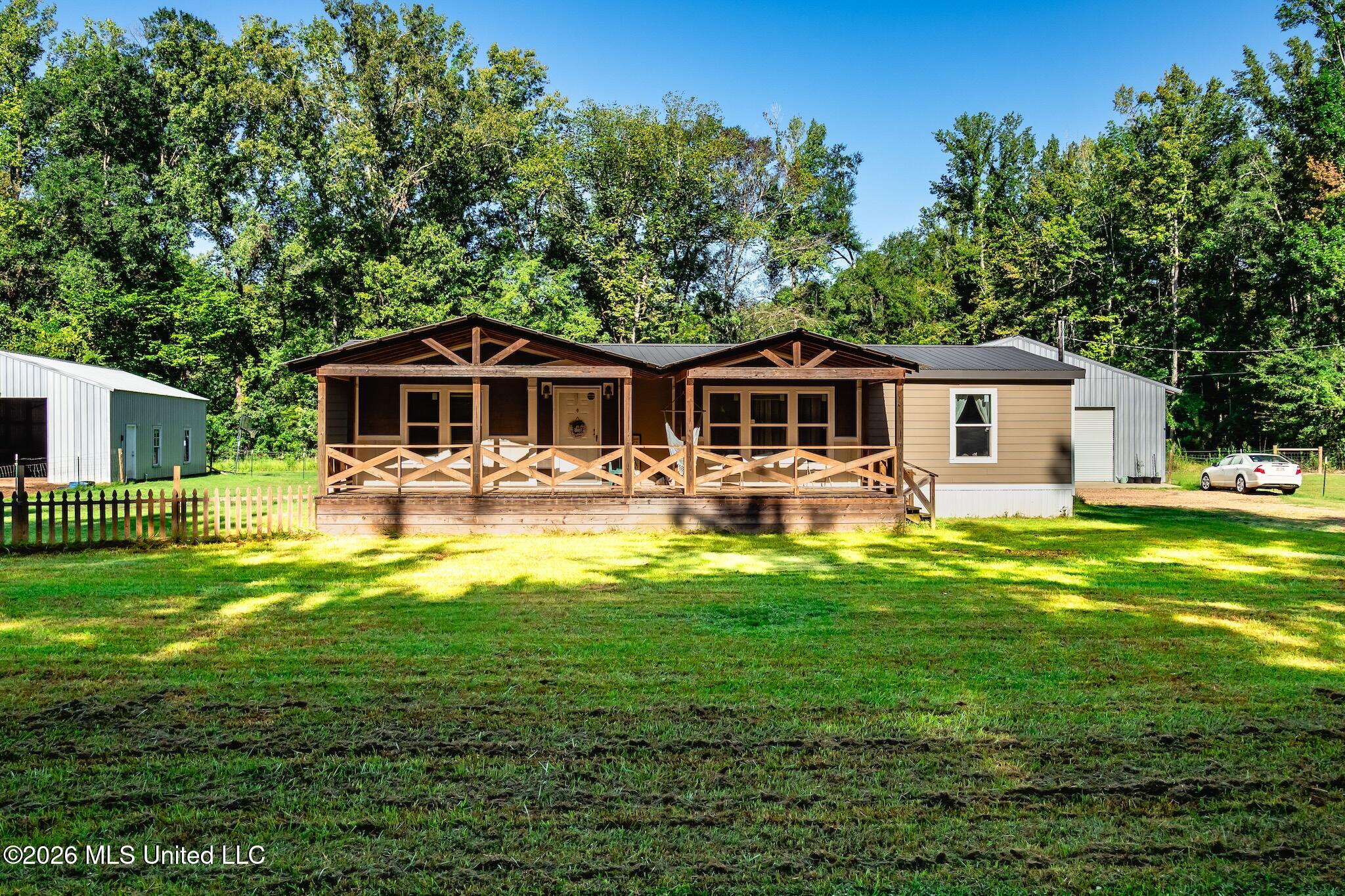 110 Hickory Ridge Cove Property Photo 1