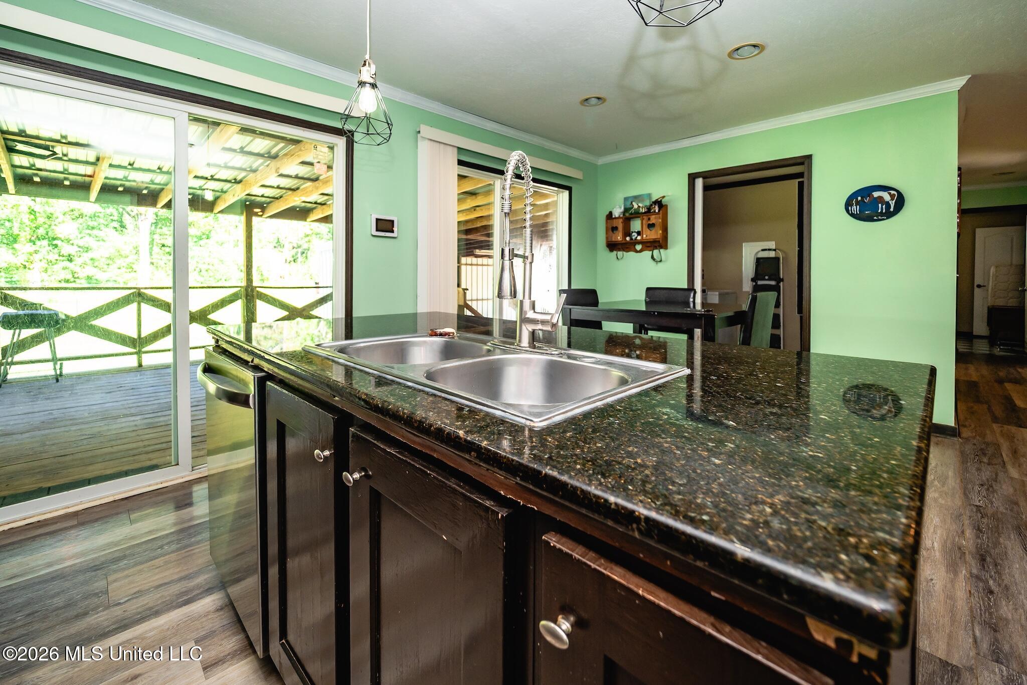 110 Hickory Ridge Cove Property Photo 8