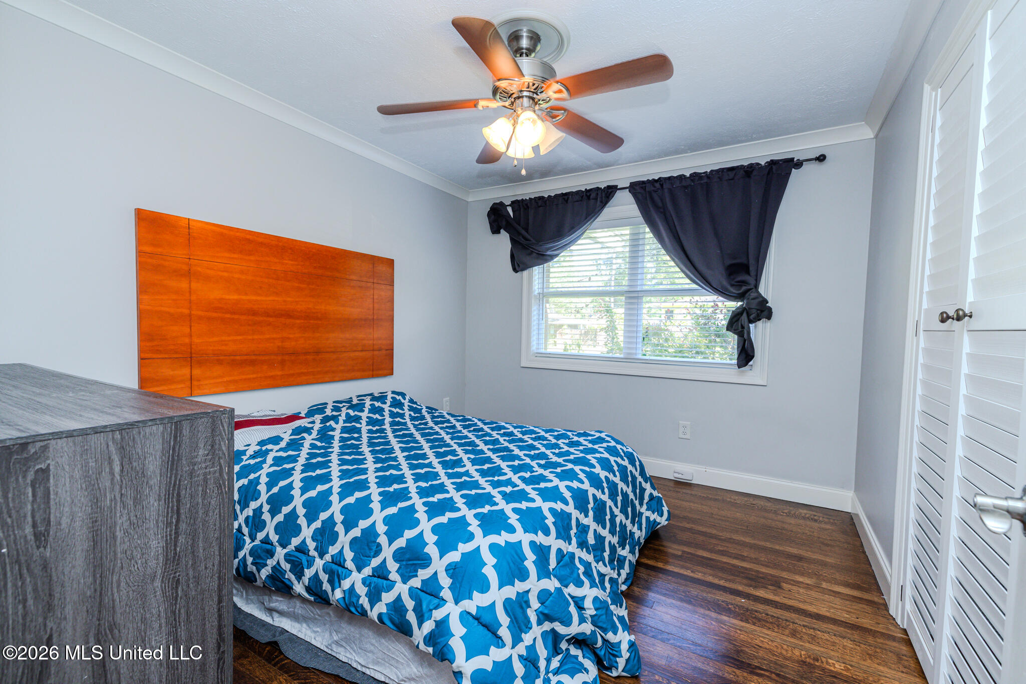 1611 Kent Avenue Property Photo 14