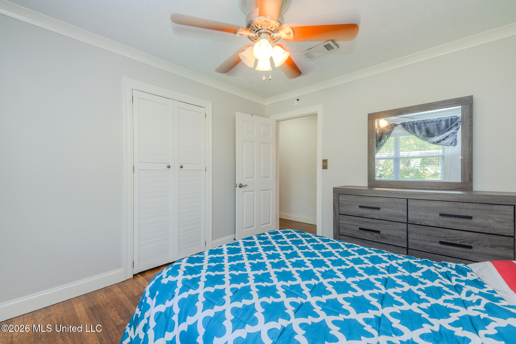 1611 Kent Avenue Property Photo 15