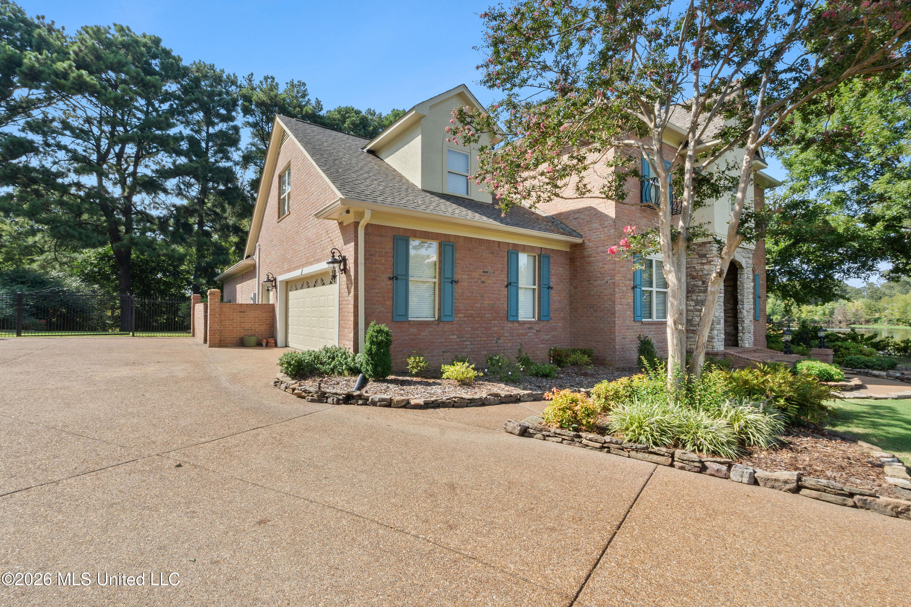 8209 Longwood Drive Property Photo 77