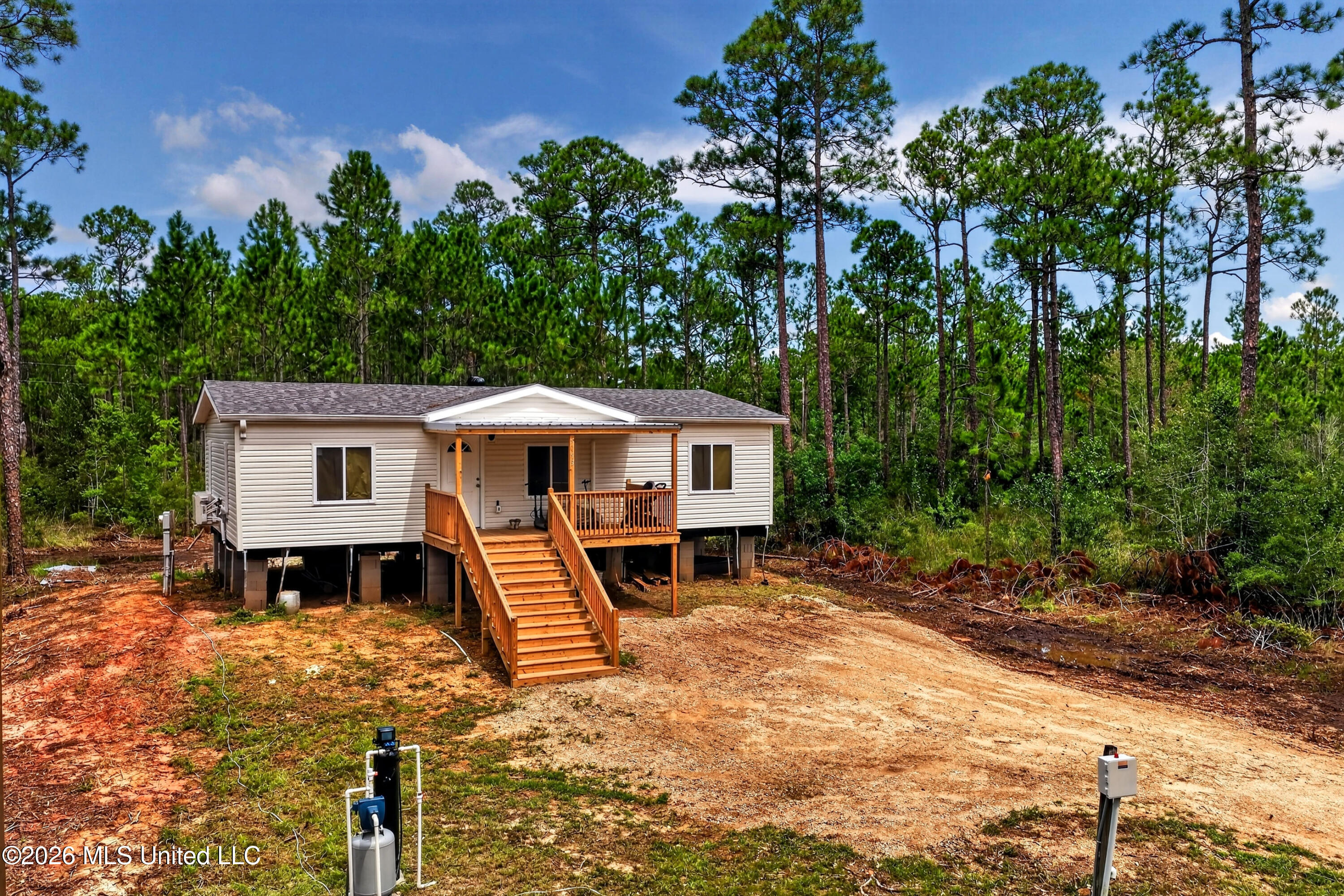 5053 W Swallow Lane Property Photo 4