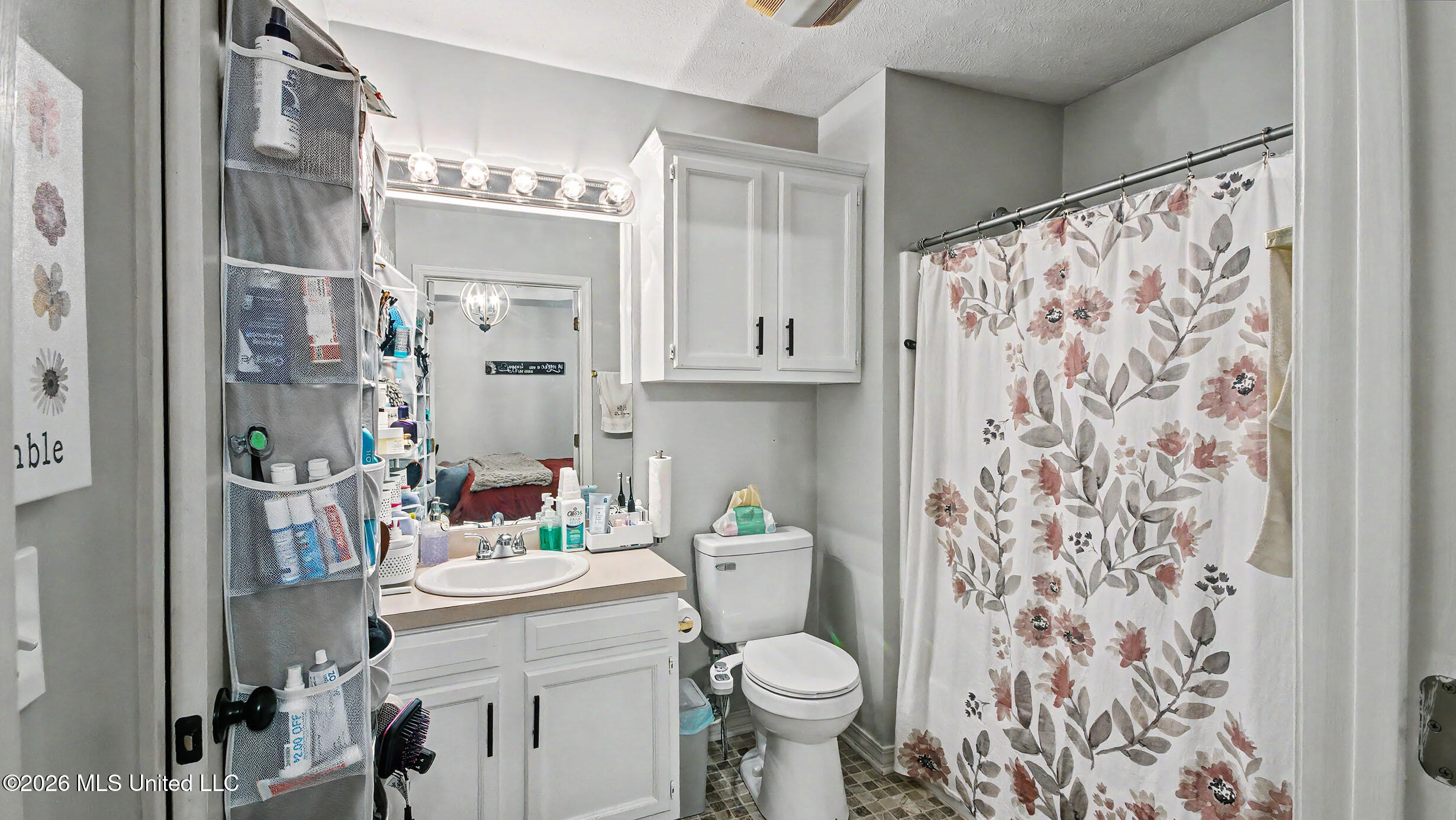 121 Kings Ridge Drive Property Photo 22