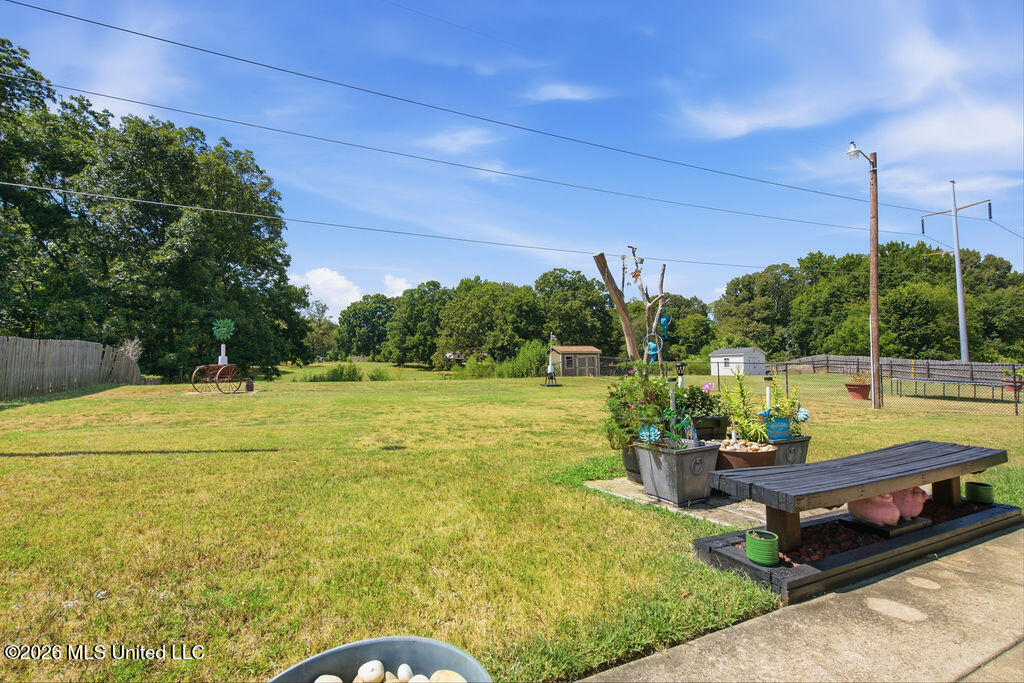 6813 Tealwood Drive Property Photo 21