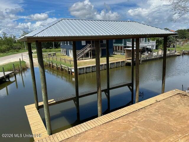 1776 Blue Meadow Road Property Photo 2