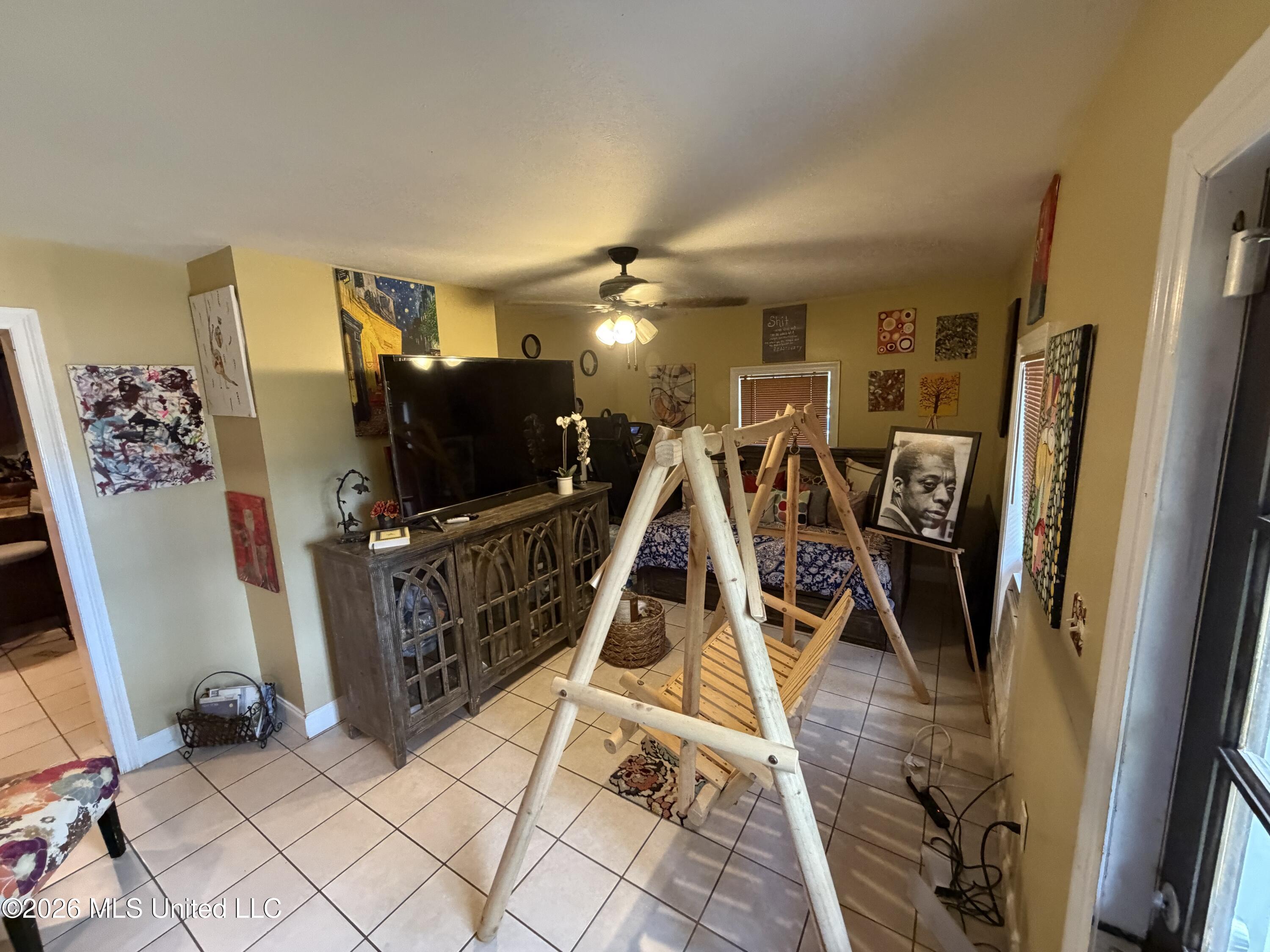 440 Henry Smith Road Property Photo 4