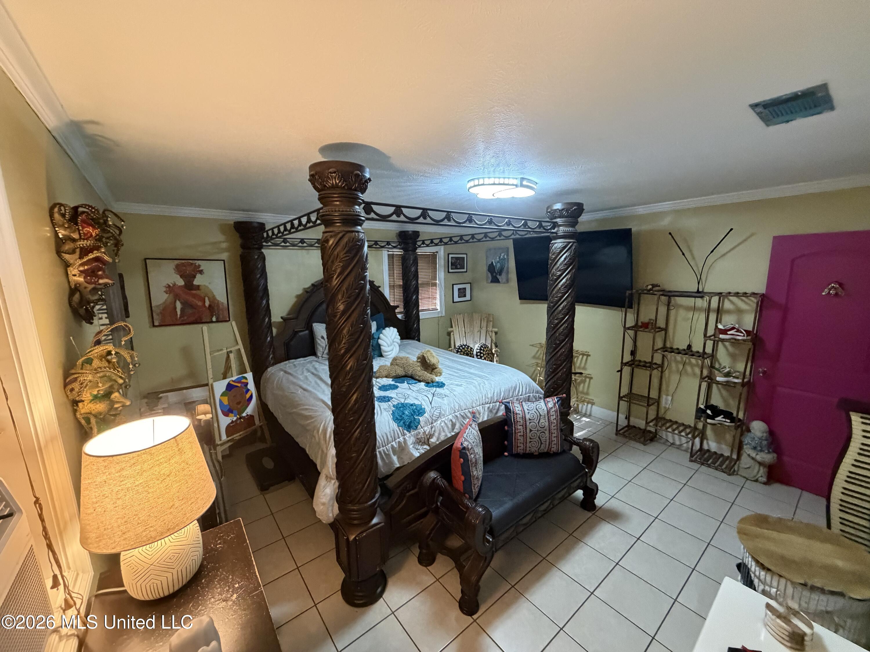 440 Henry Smith Road Property Photo 5