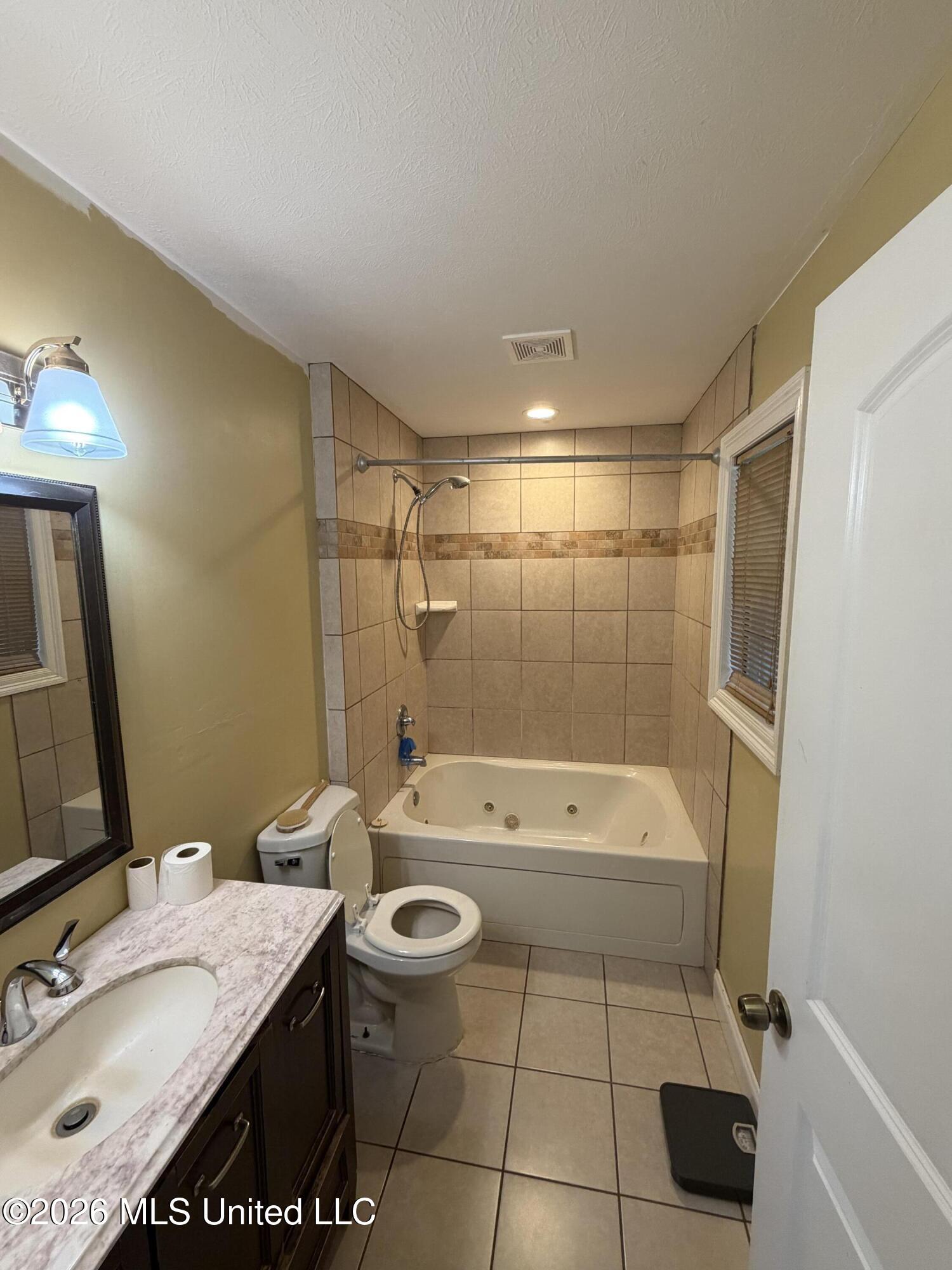 440 Henry Smith Road Property Photo 9