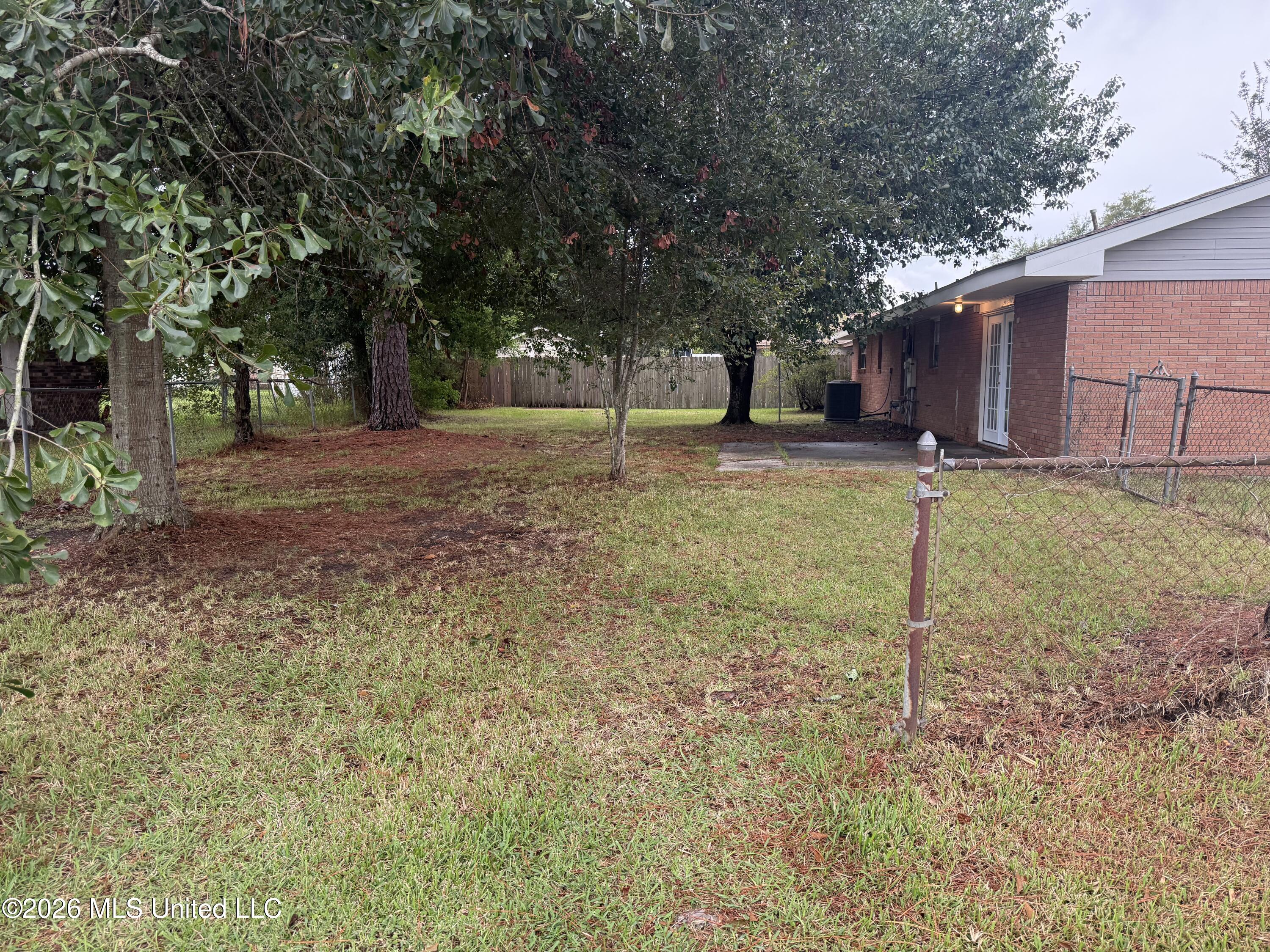 607 Temple Drive Property Photo 3