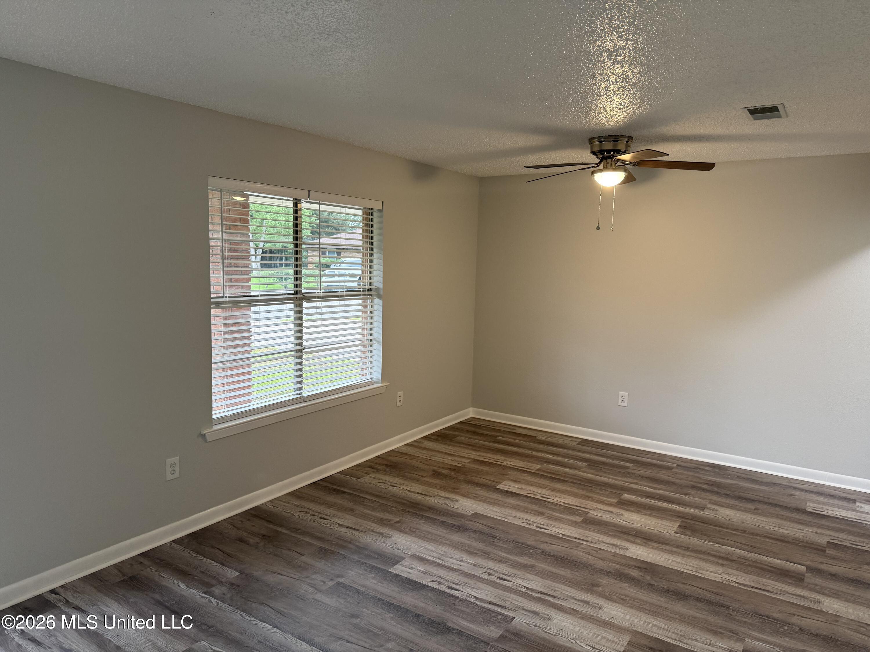 607 Temple Drive Property Photo 7