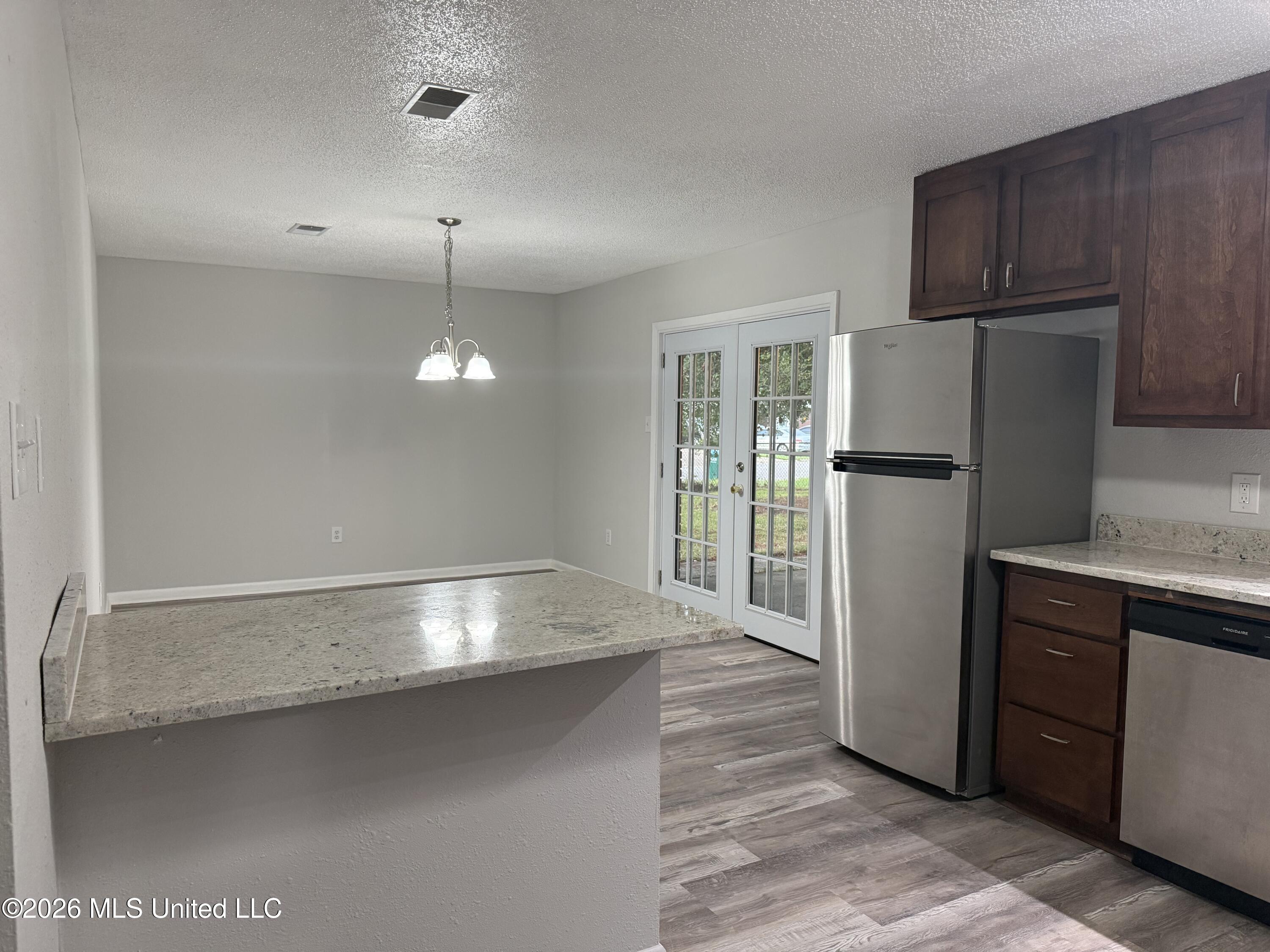 607 Temple Drive Property Photo 10