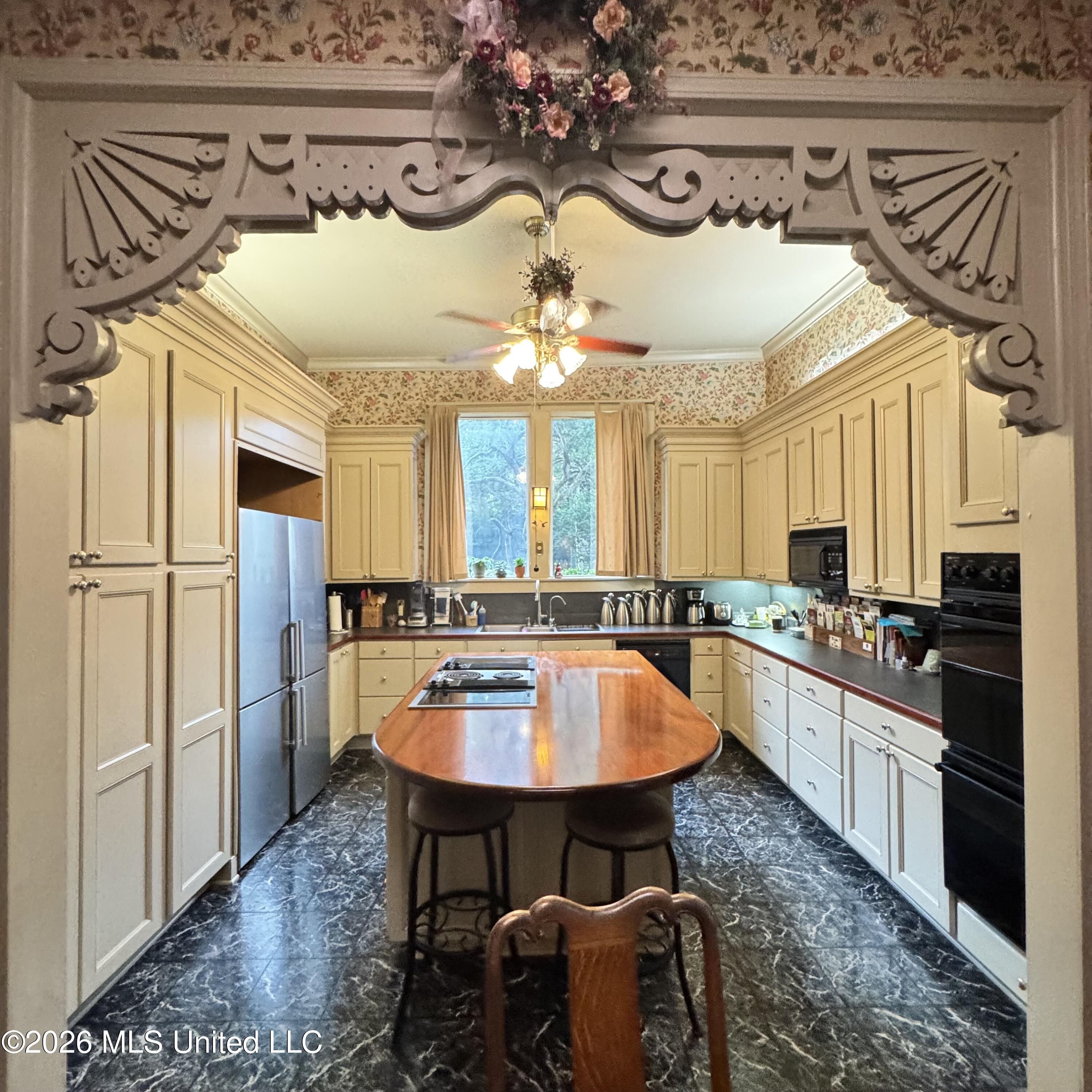 709 N Union Street Property Photo 18