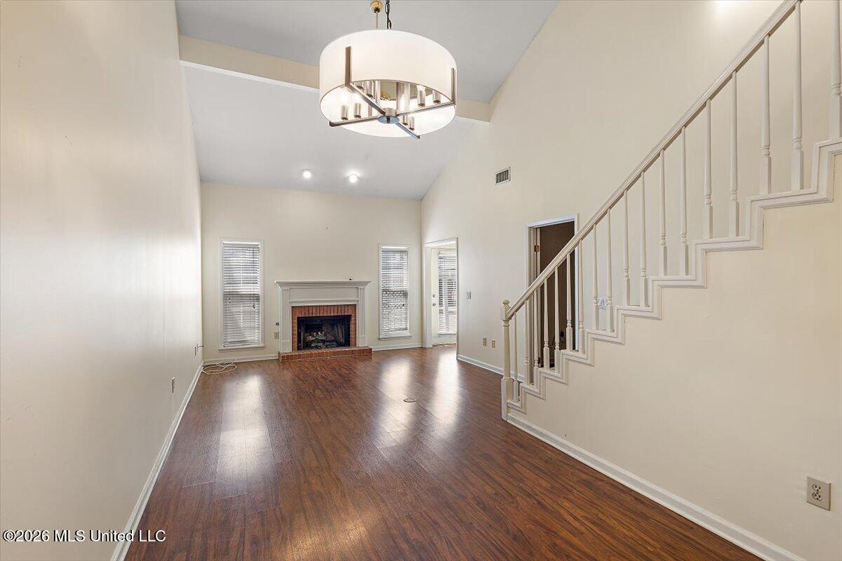5076 Harling Place Property Photo 6