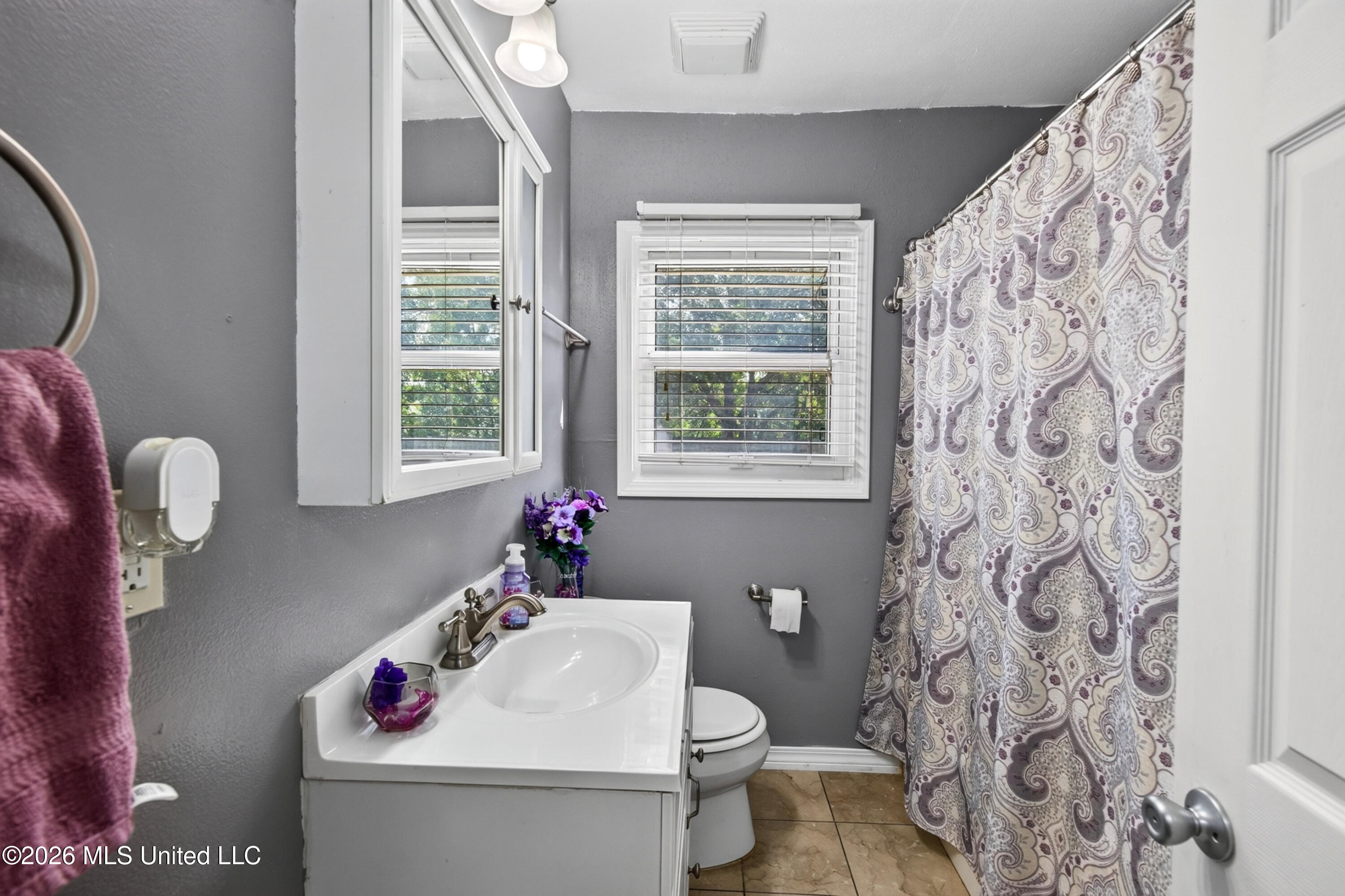 319 41st Street Property Photo 13