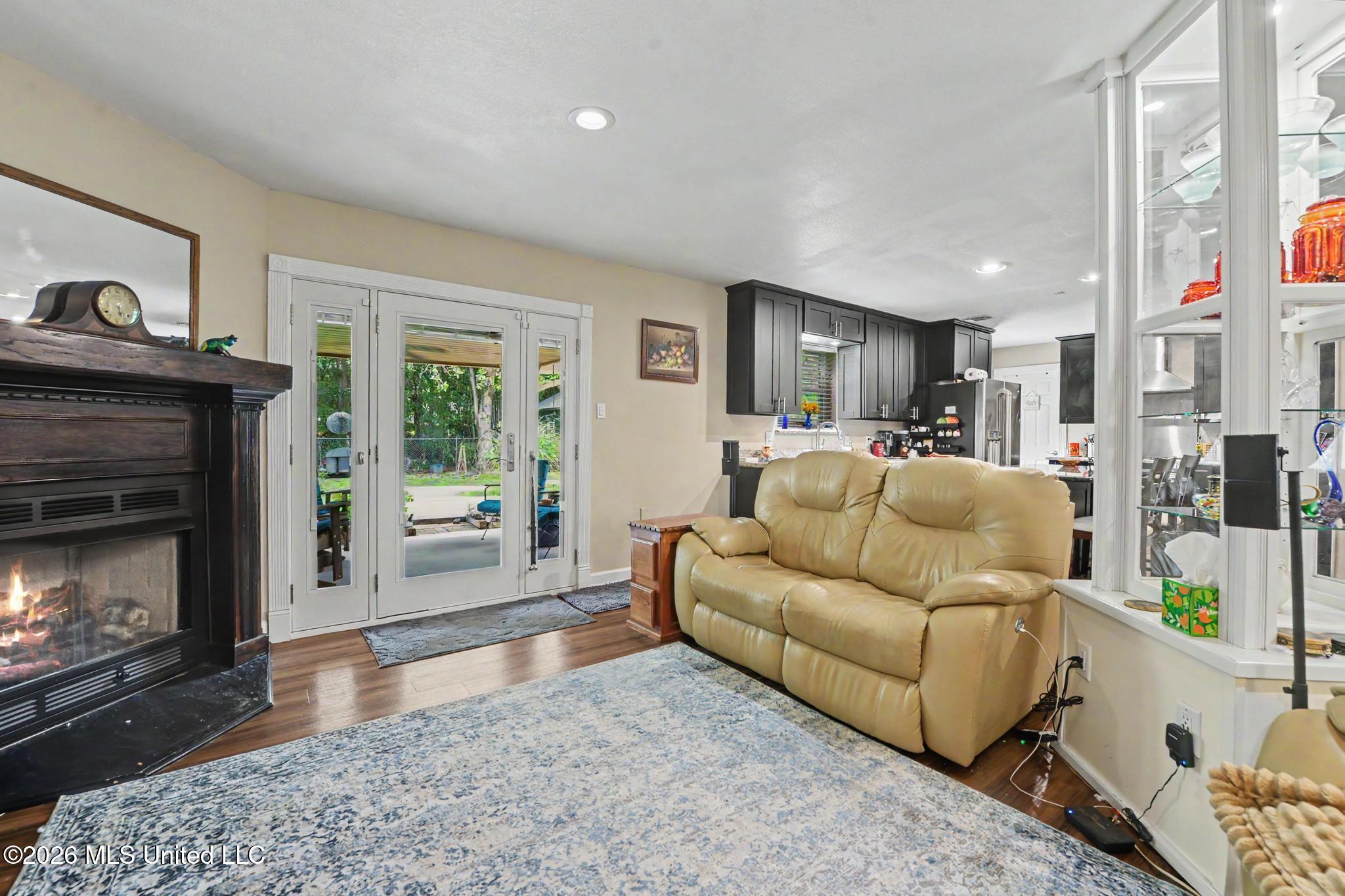 11338 Oakleigh Boulevard Property Photo 4