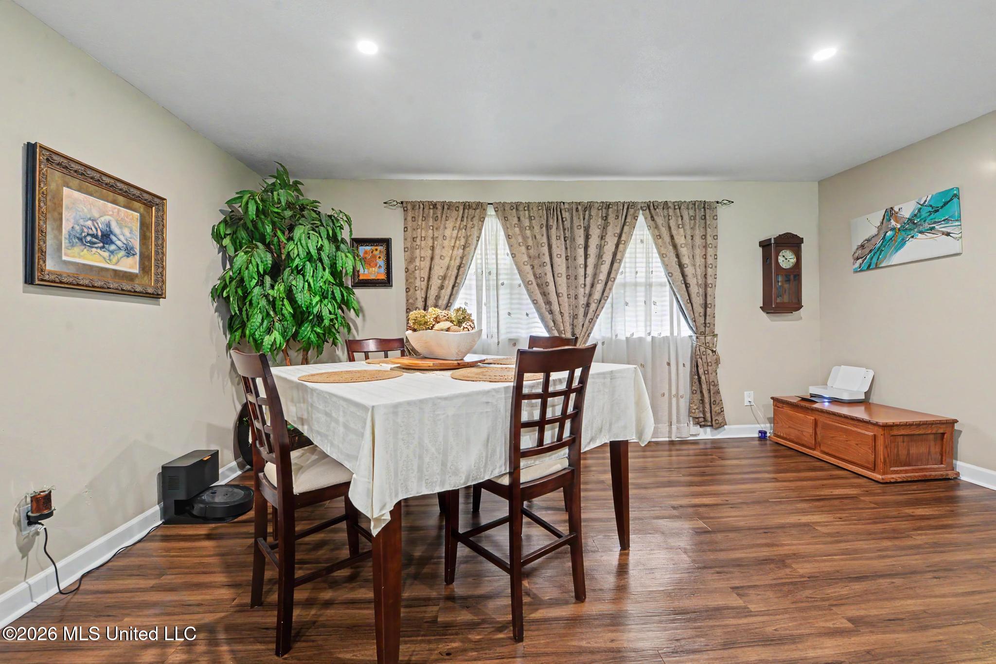 11338 Oakleigh Boulevard Property Photo 7