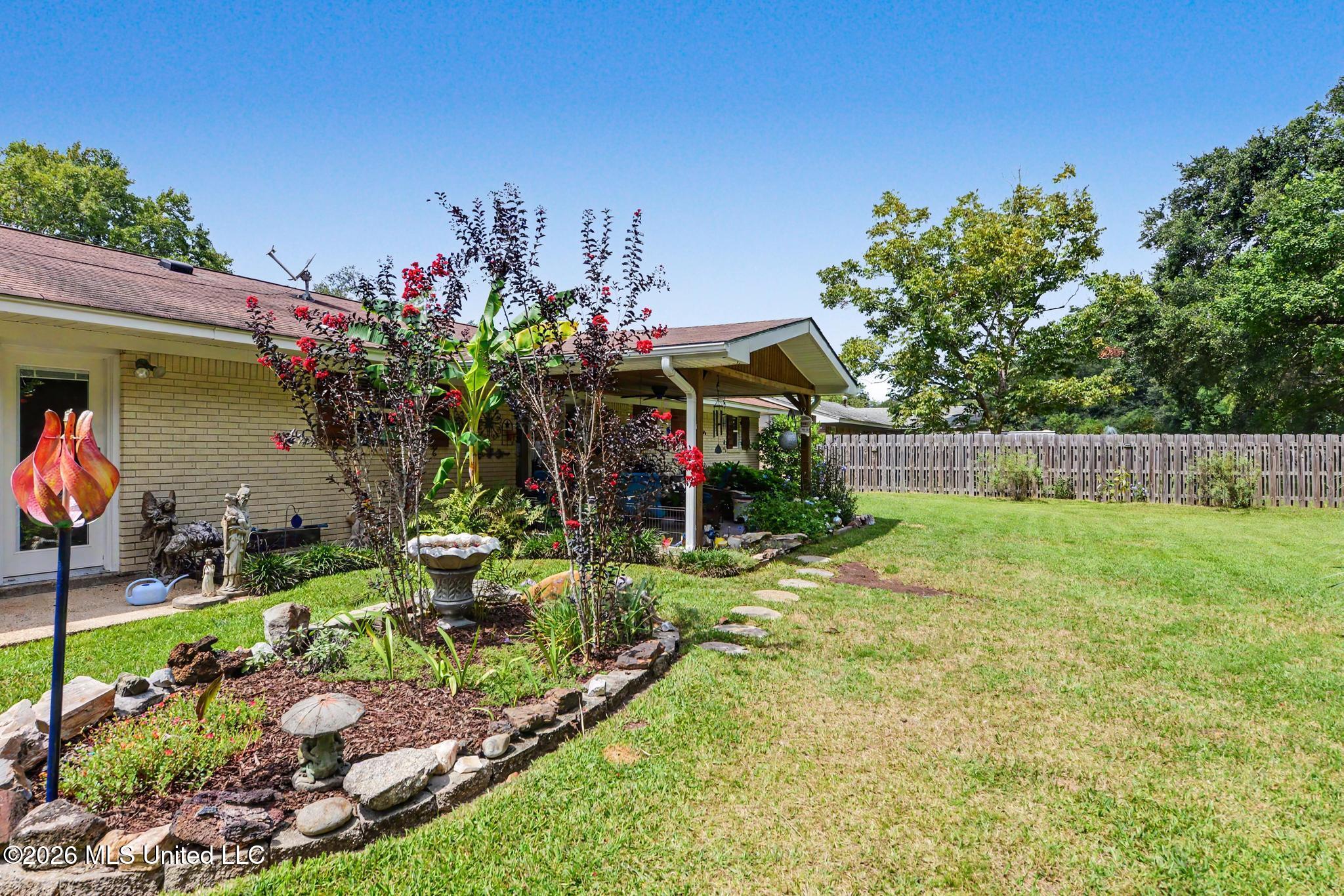 11338 Oakleigh Boulevard Property Photo 23