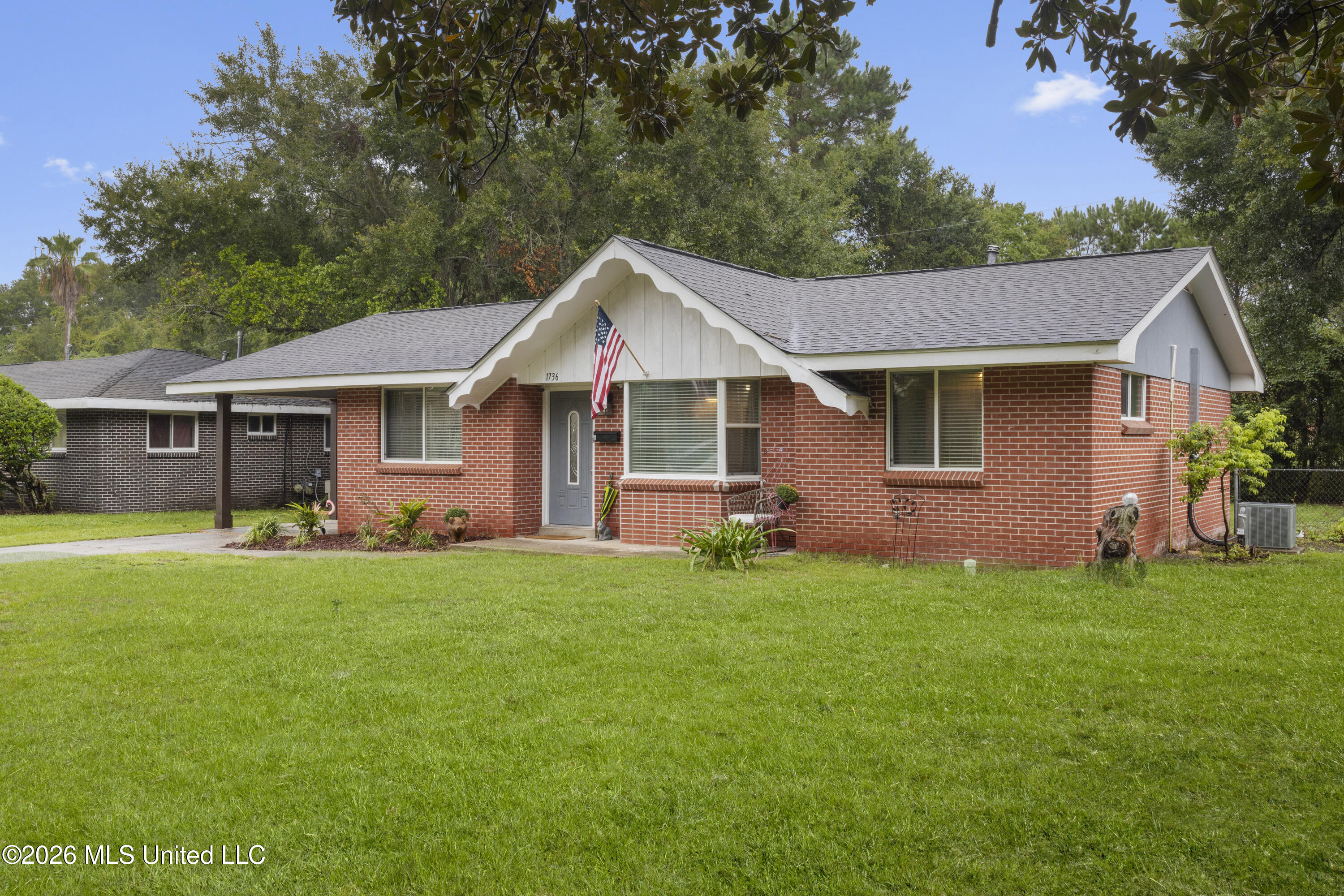 1736 William Harrison Drive Property Photo 2