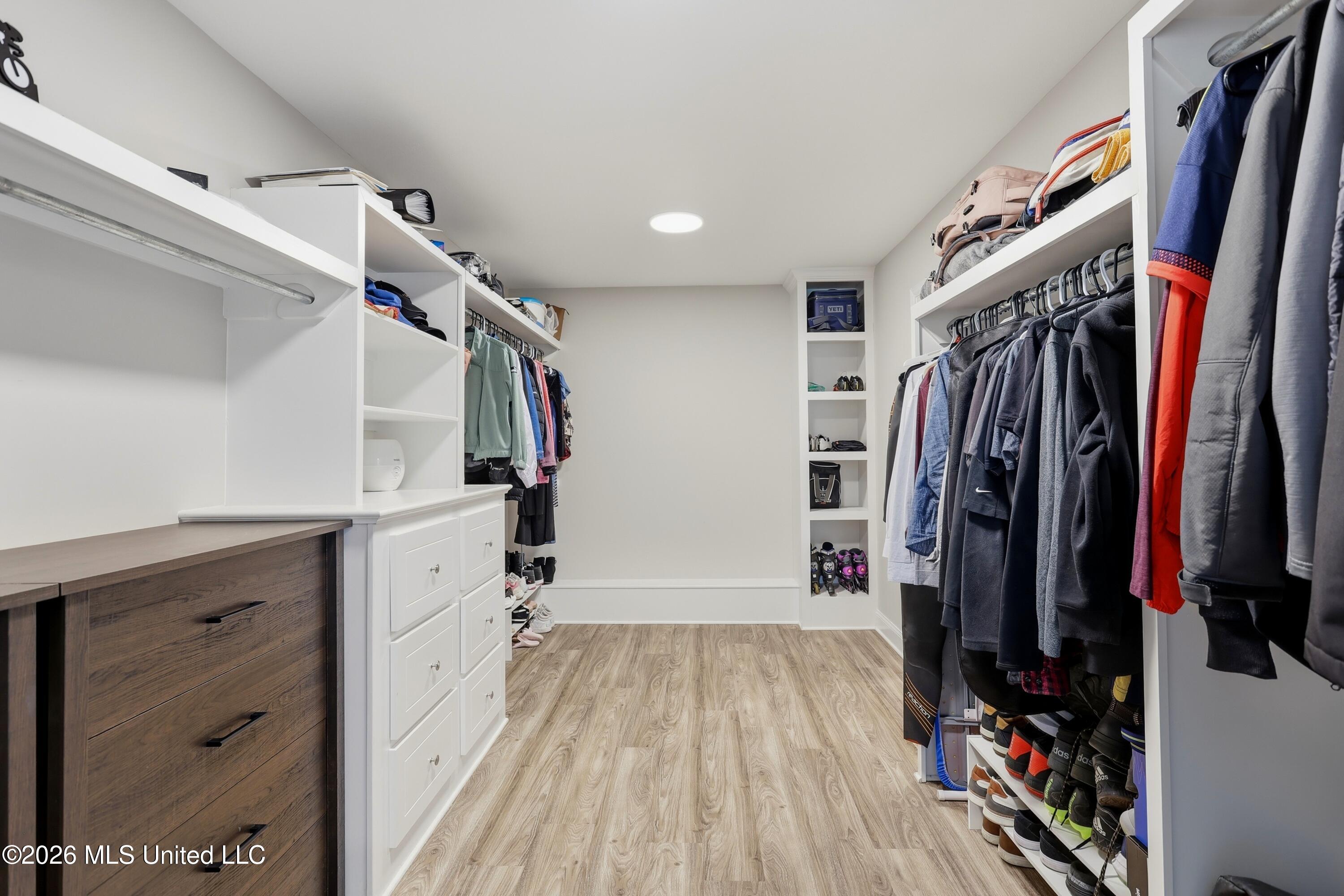 226 Jasmine Cove Circle Property Photo 17