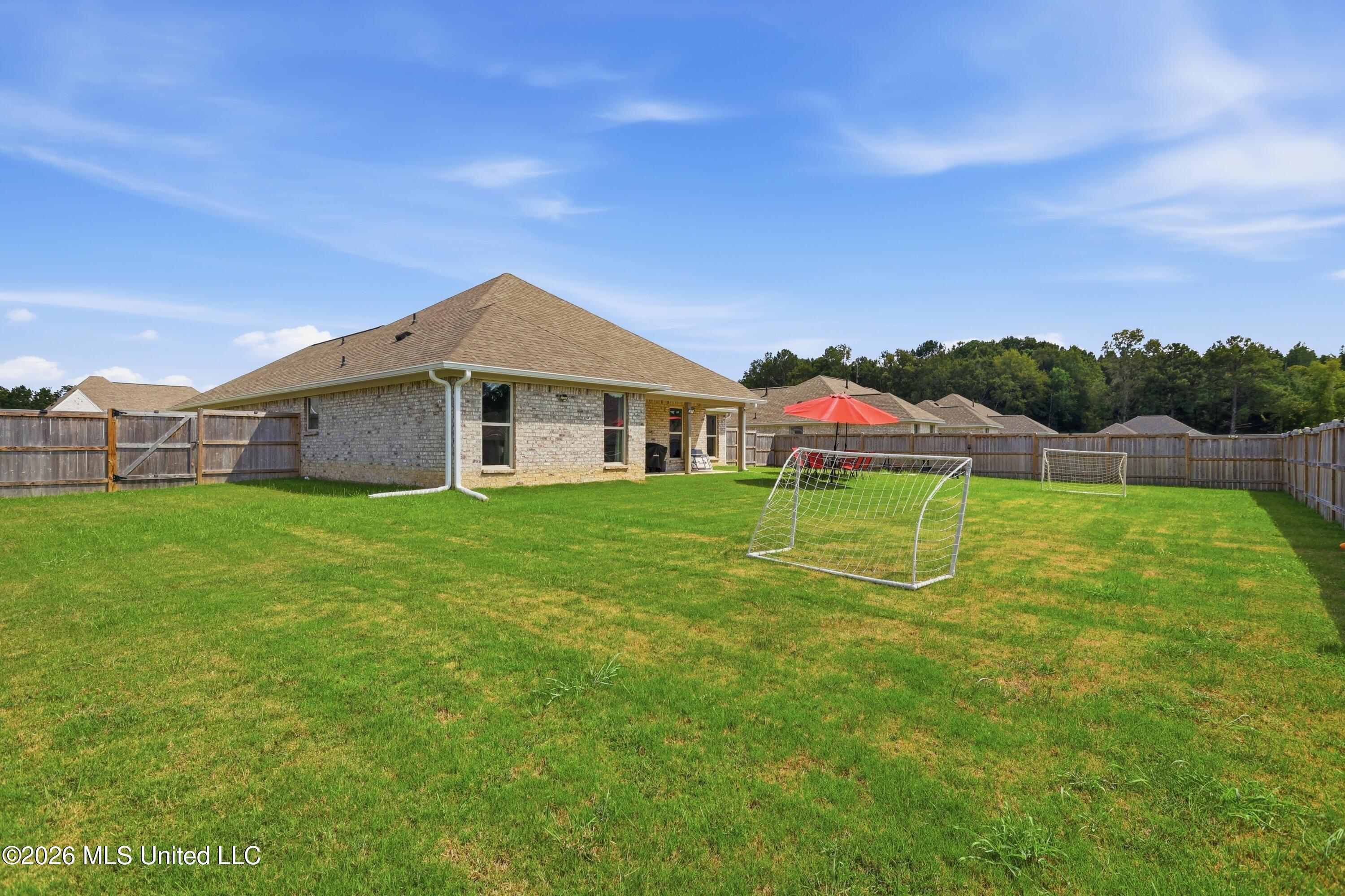 226 Jasmine Cove Circle Property Photo 23
