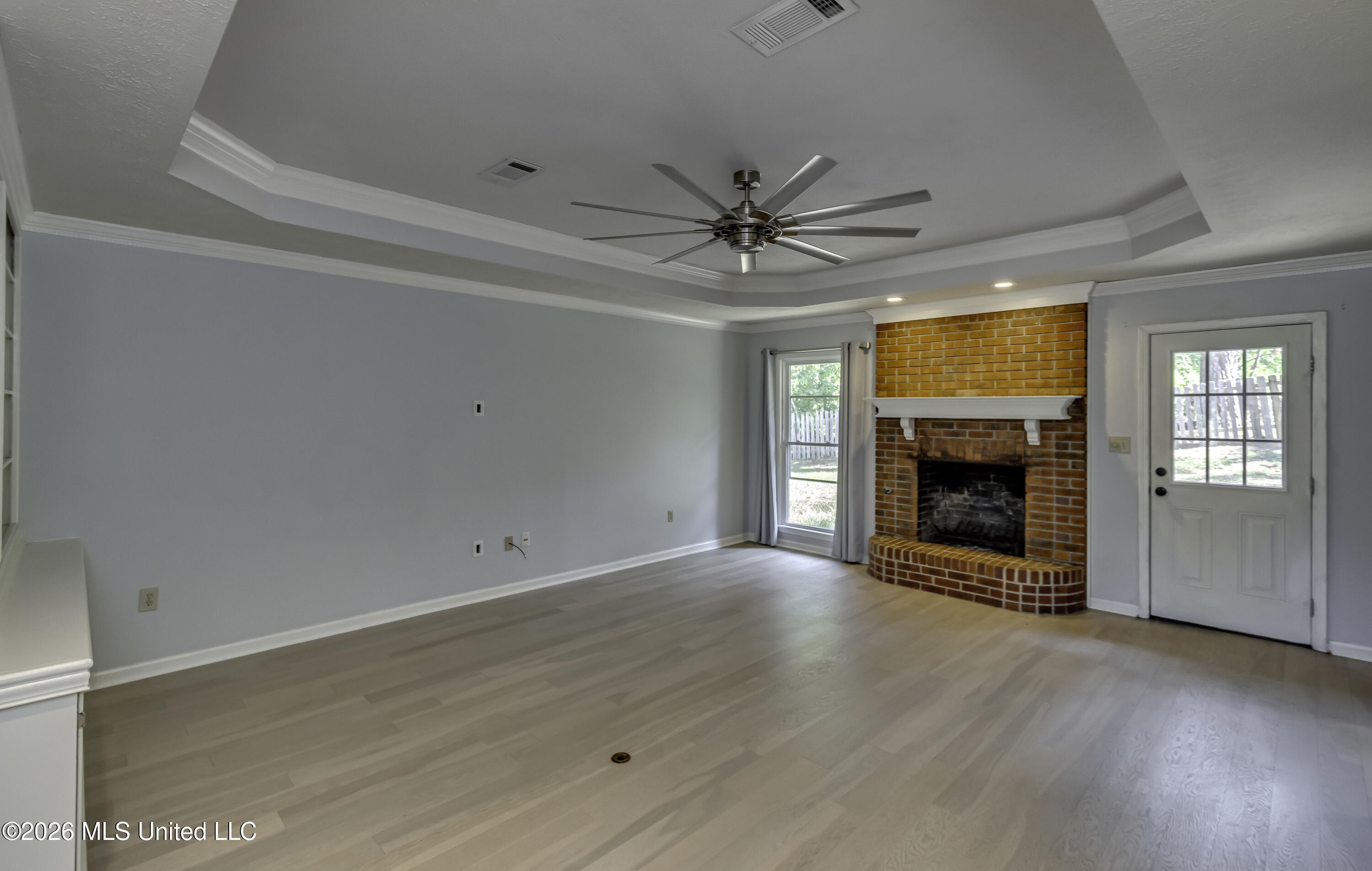 110 Carries Cove Property Photo 5