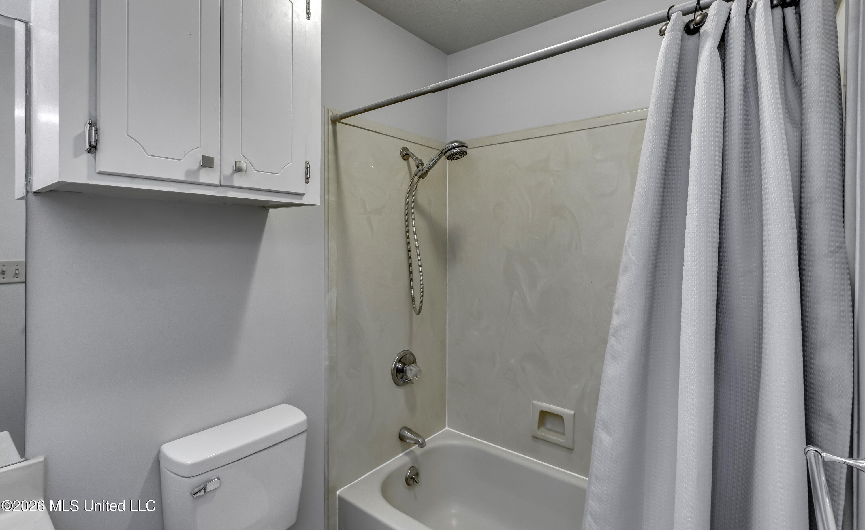 110 Carries Cove Property Photo 17