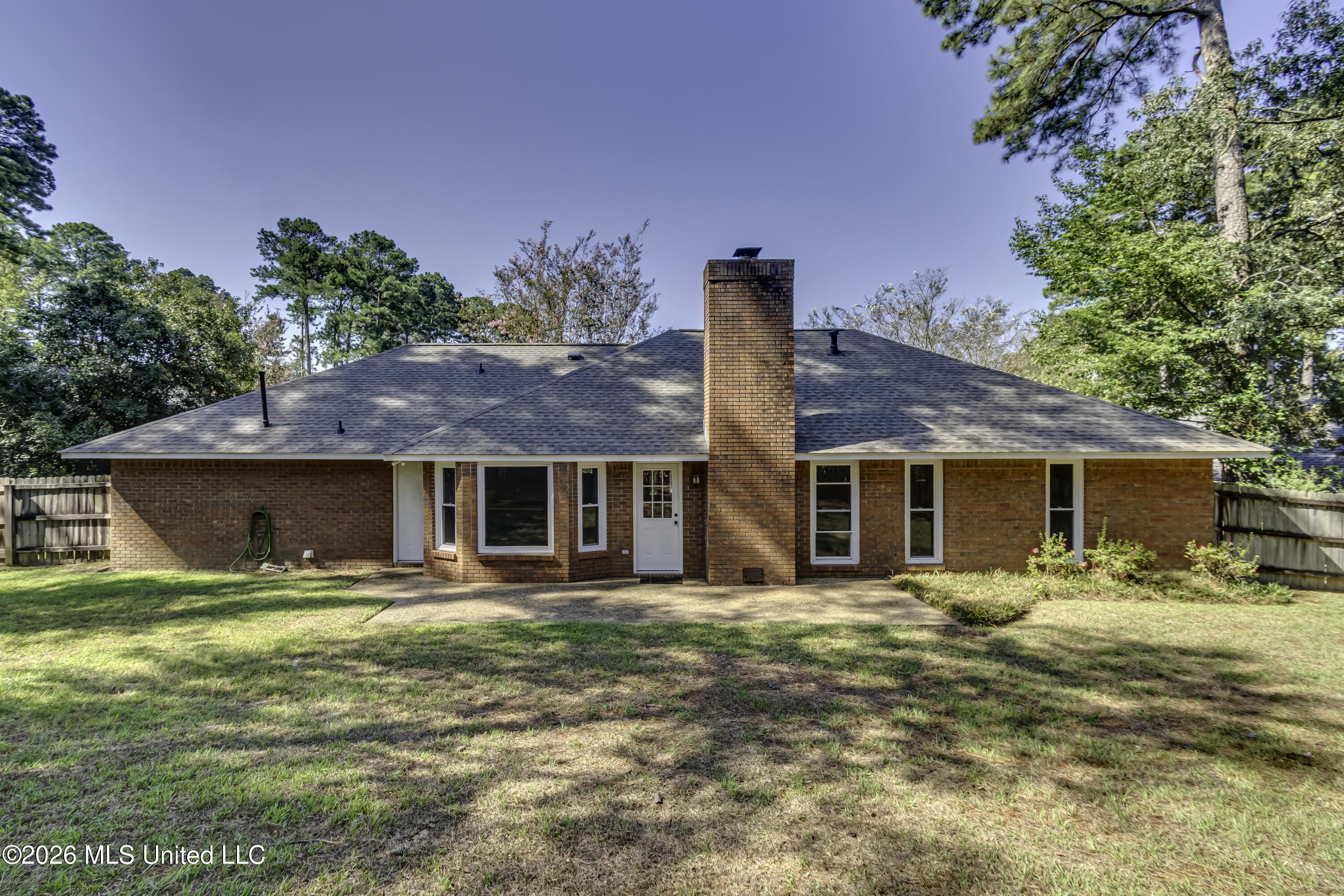 110 Carries Cove Property Photo 18