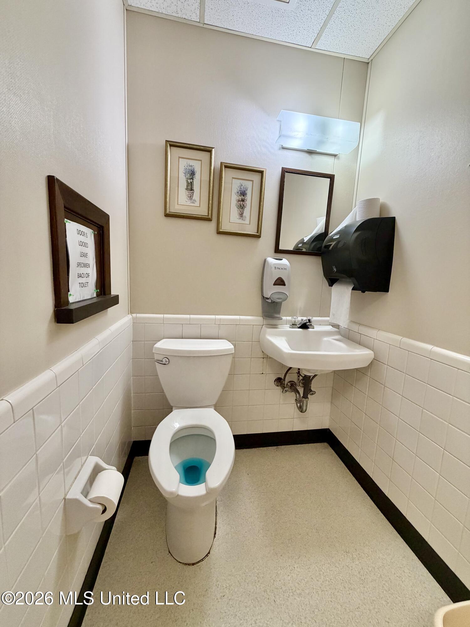 906 6th Avenue Property Photo 14