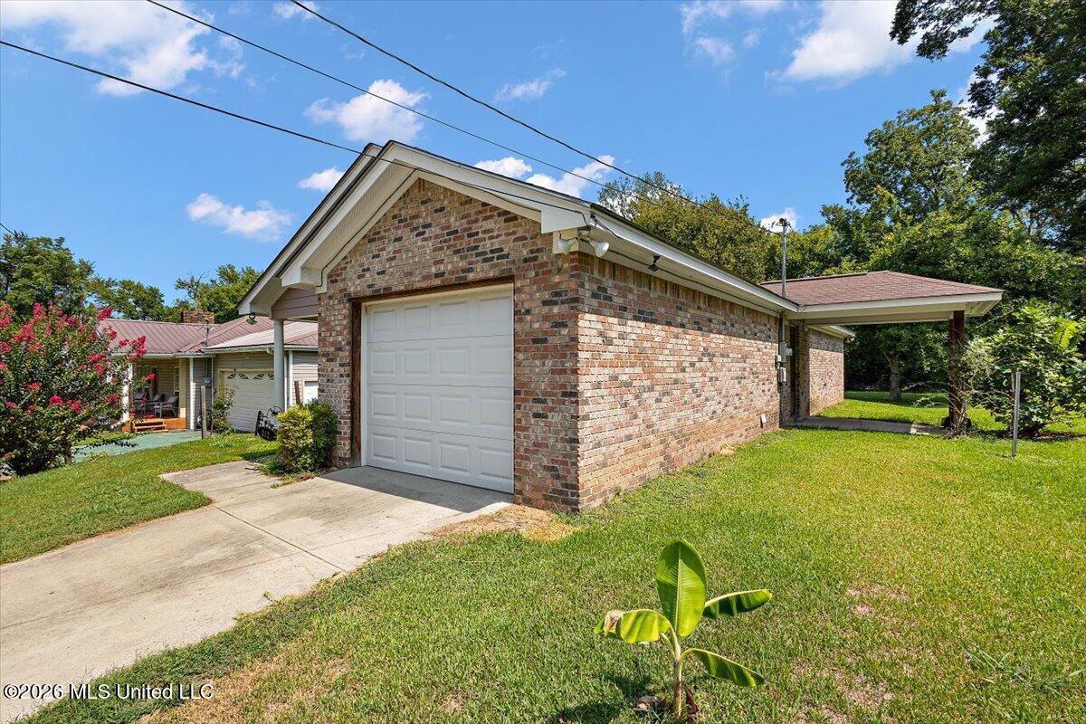 512 George Street Property Photo 3