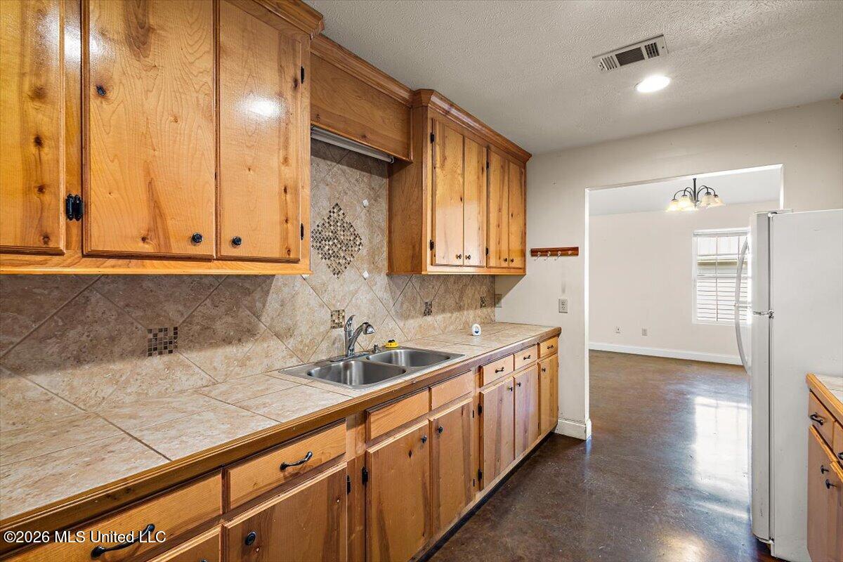 512 George Street Property Photo 9
